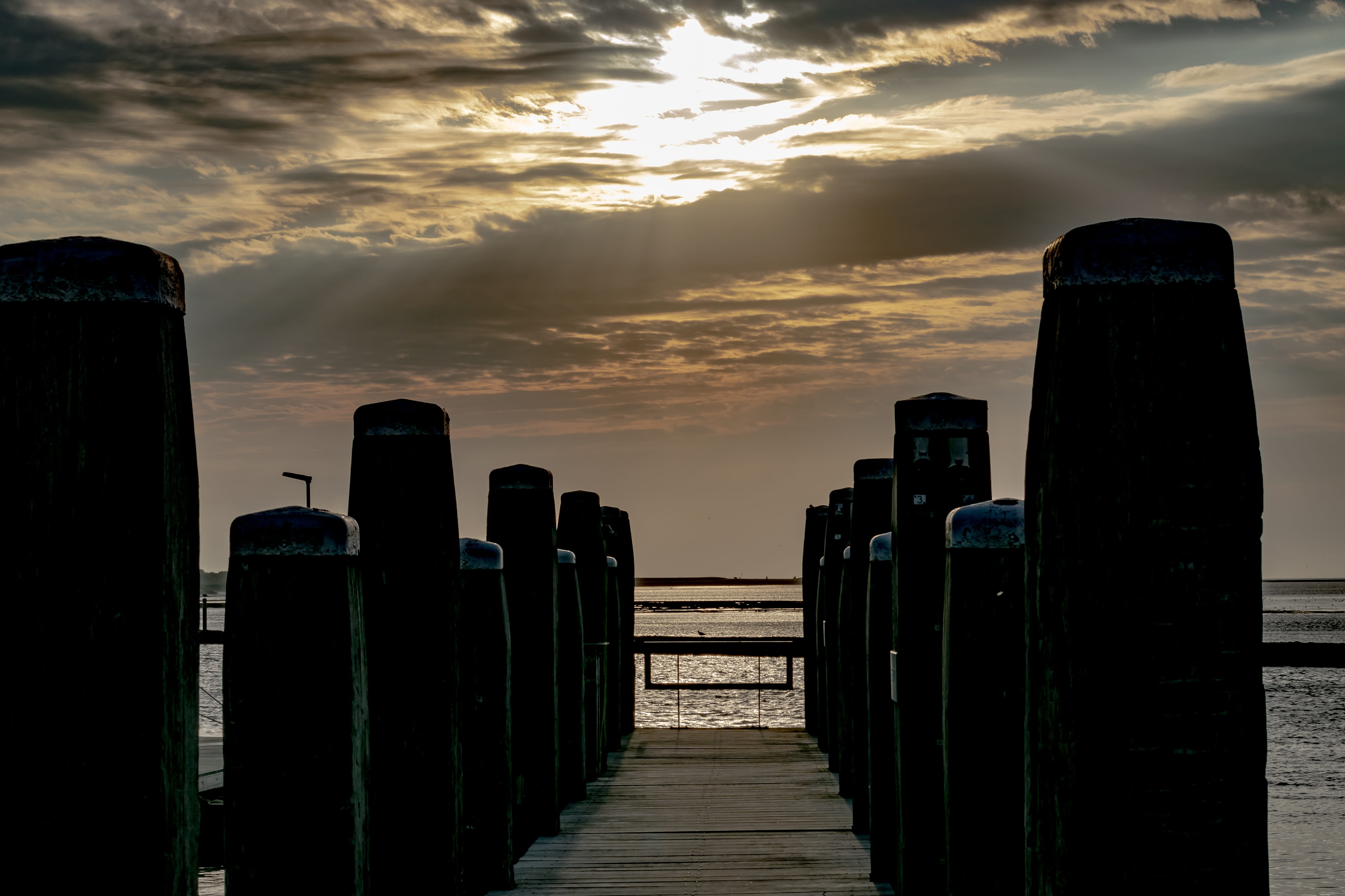 sea, morgenstimmung, sky, morning hour, atmospheric, direction, wood - material, cloud - sky, water, architecture, nature, no people, 5K, sunset, pier, HD Wallpaper