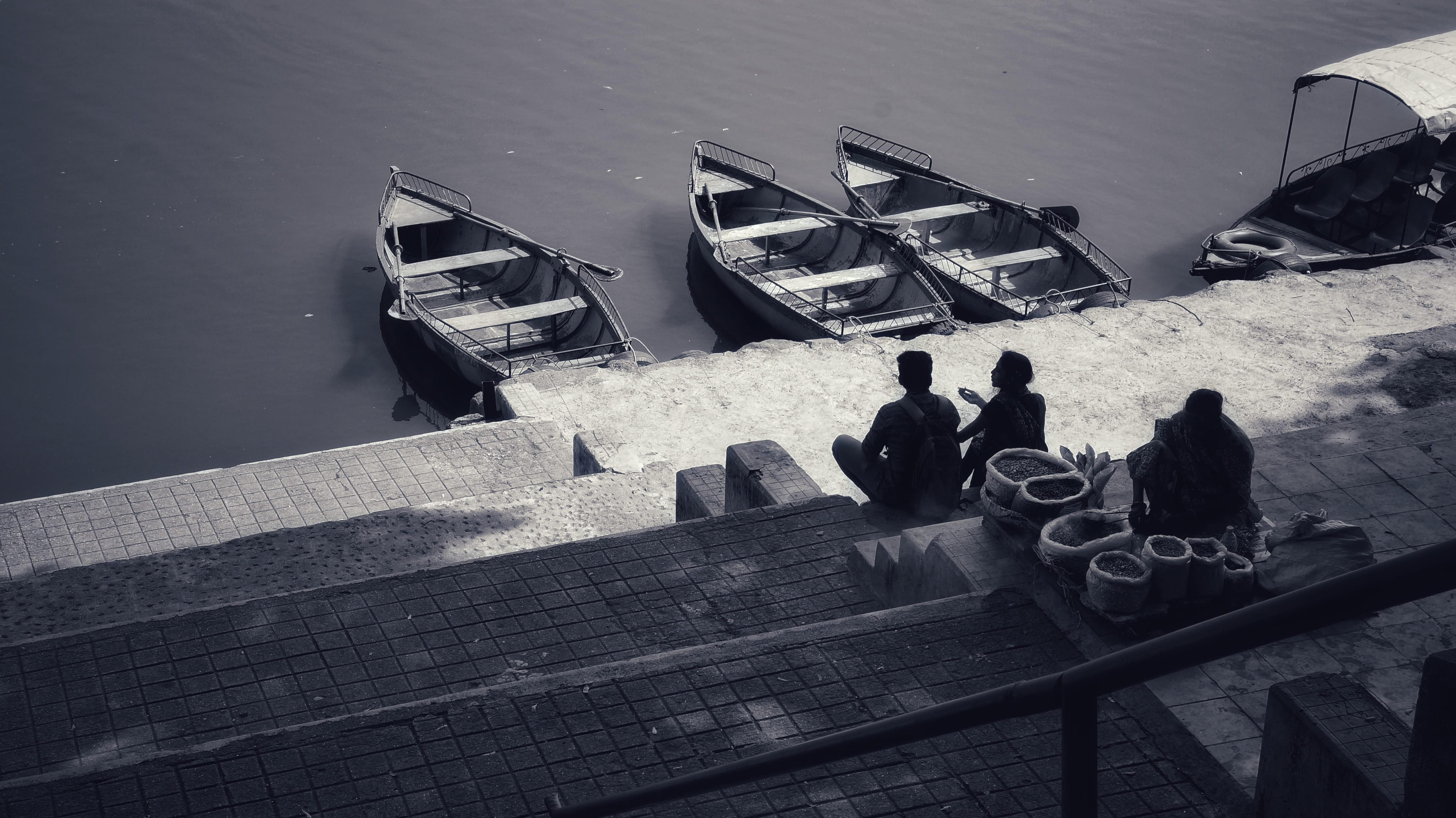 adult, ghat, godavari, someshwar, real people, outdoors, places, 5K, men, transportation, sea, mode of transportation, nature, nautical vessel, women, HD Wallpaper