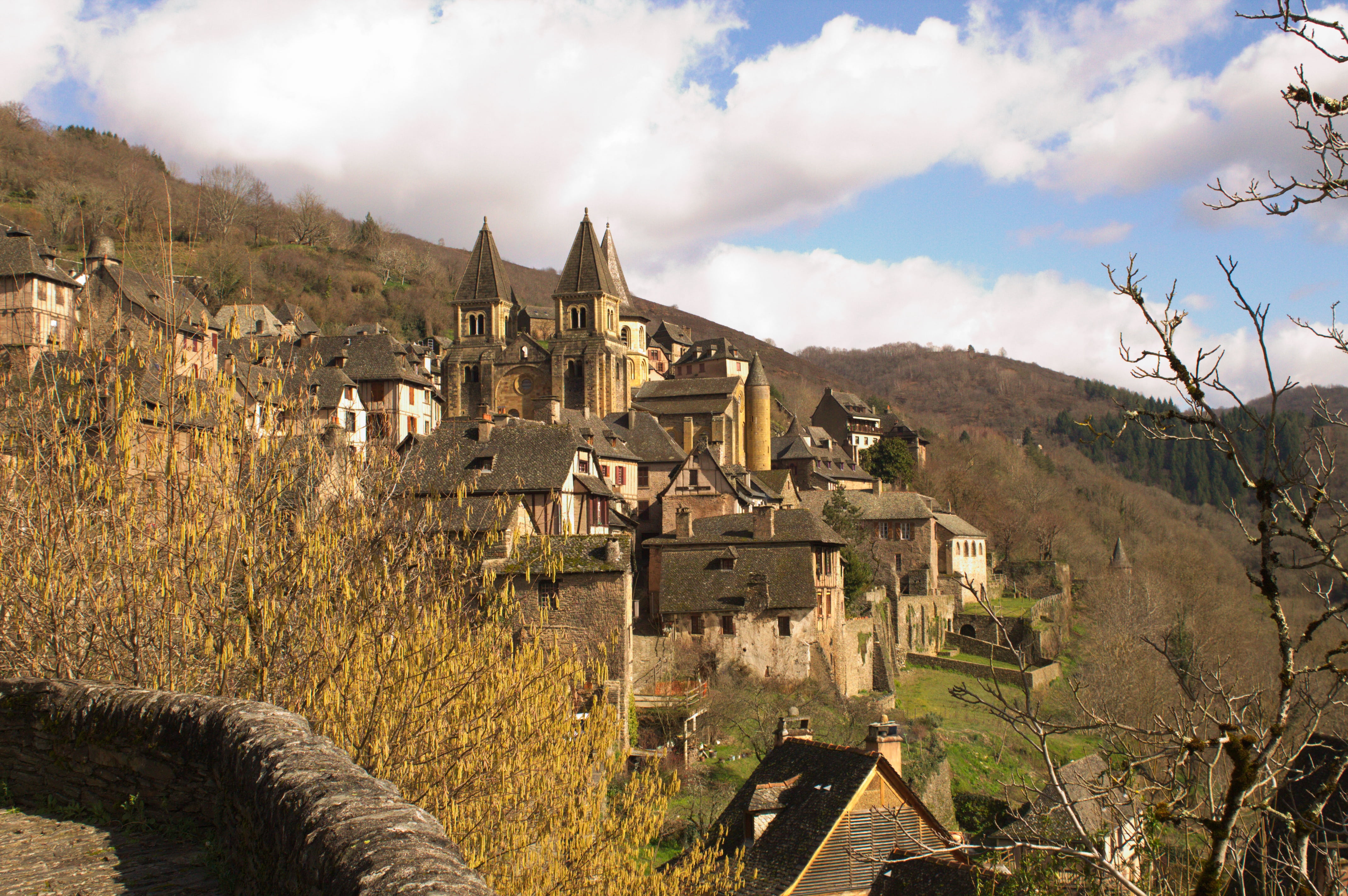 history, famous Place, abbey, day, travel, nature, ancient, old, sky, cultures, church, building exterior, abandoned, conques, mountain, no people, cloud - sky, HD Wallpaper