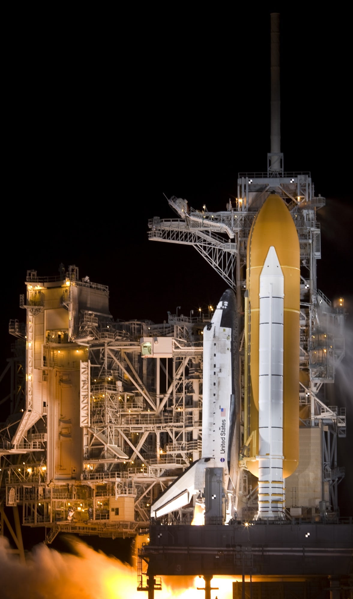 illuminated, building exterior, outdoors, launch pad, city, spaceship, tourism, exploration, rollout, tall - high, history, clear sky, no people, nature, Phone HD Wallpaper