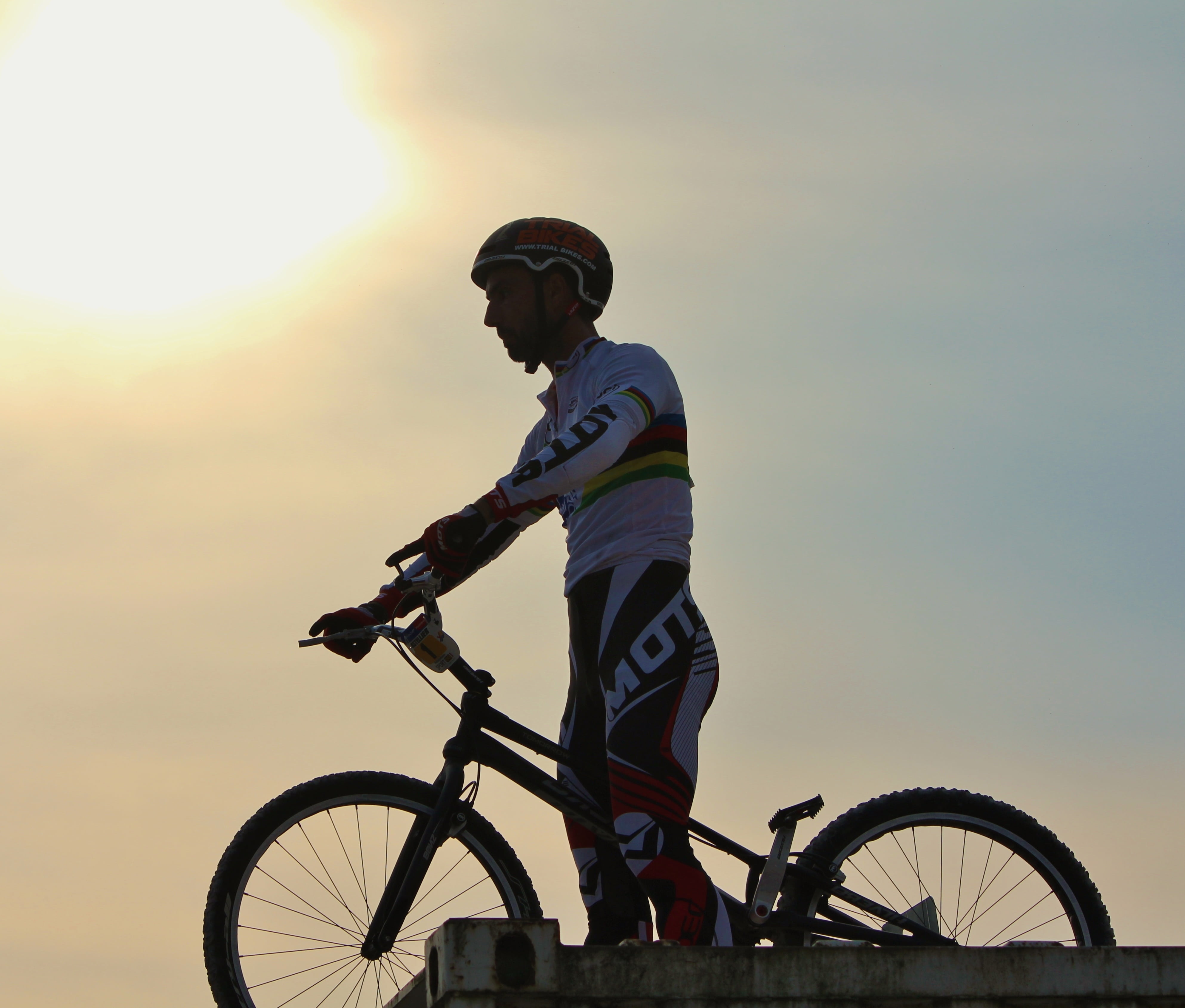 motion, ride, activity, outdoors, crash helmet, men, riding, 4K, headwear, land vehicle, lifestyles, bicycle, sky, nature, sport, leisure activity, launch pad, HD Wallpaper