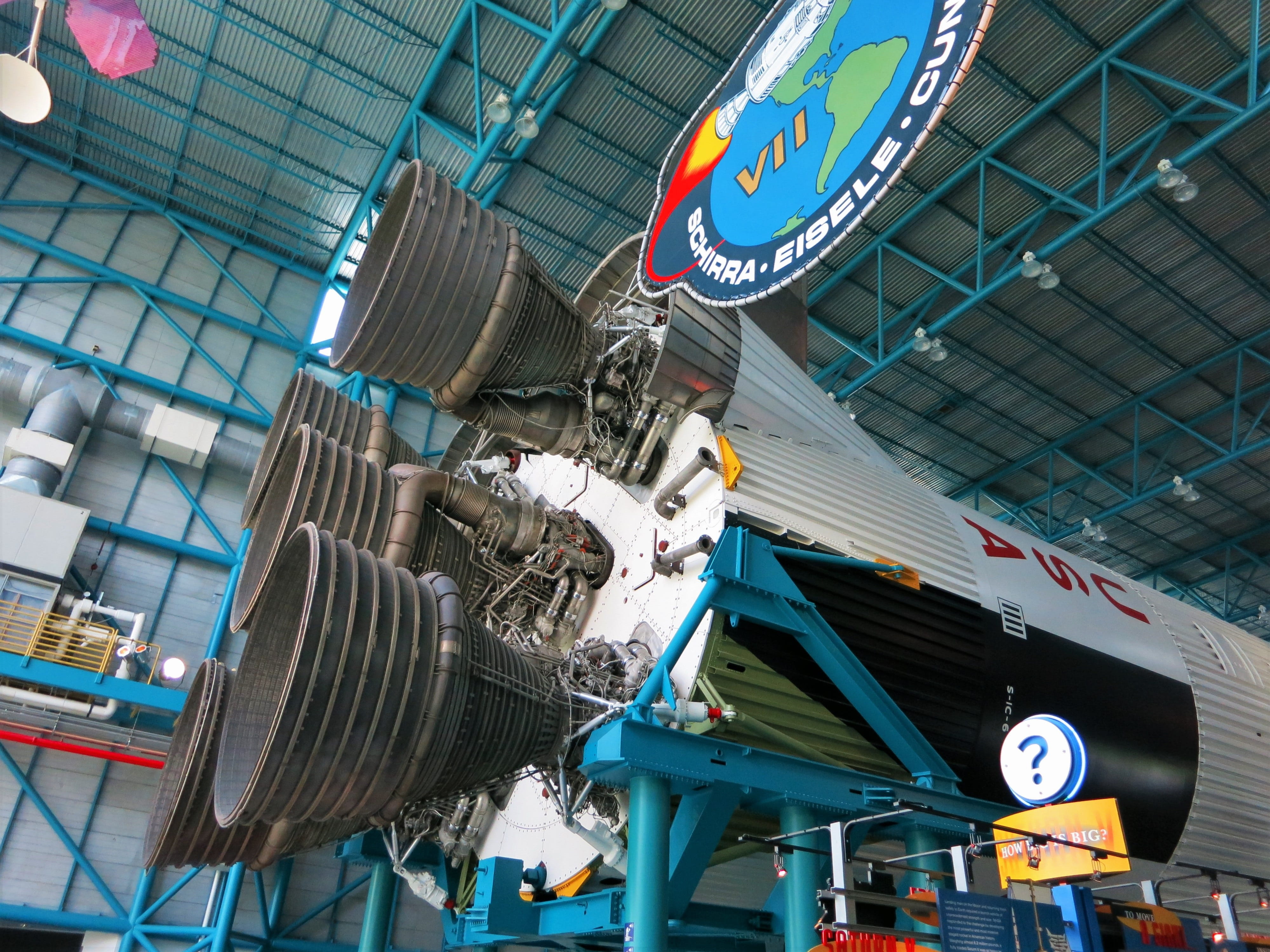 4K, industry, shuttle, Rocket, pattern, transportation, space, low angle view, multi colored, time, Usa, no people, white, Florida, ceiling, indoors, Nasa, HD Wallpaper