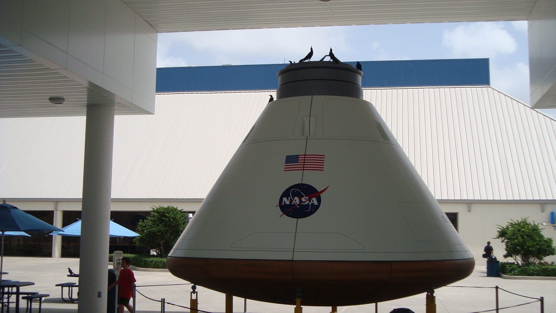 travel, Kennedy Space Center, built structure, florida, building exterior, sky, outdoors, kennedy, center, nature, architecture, transportation, guidance, HD Wallpaper
