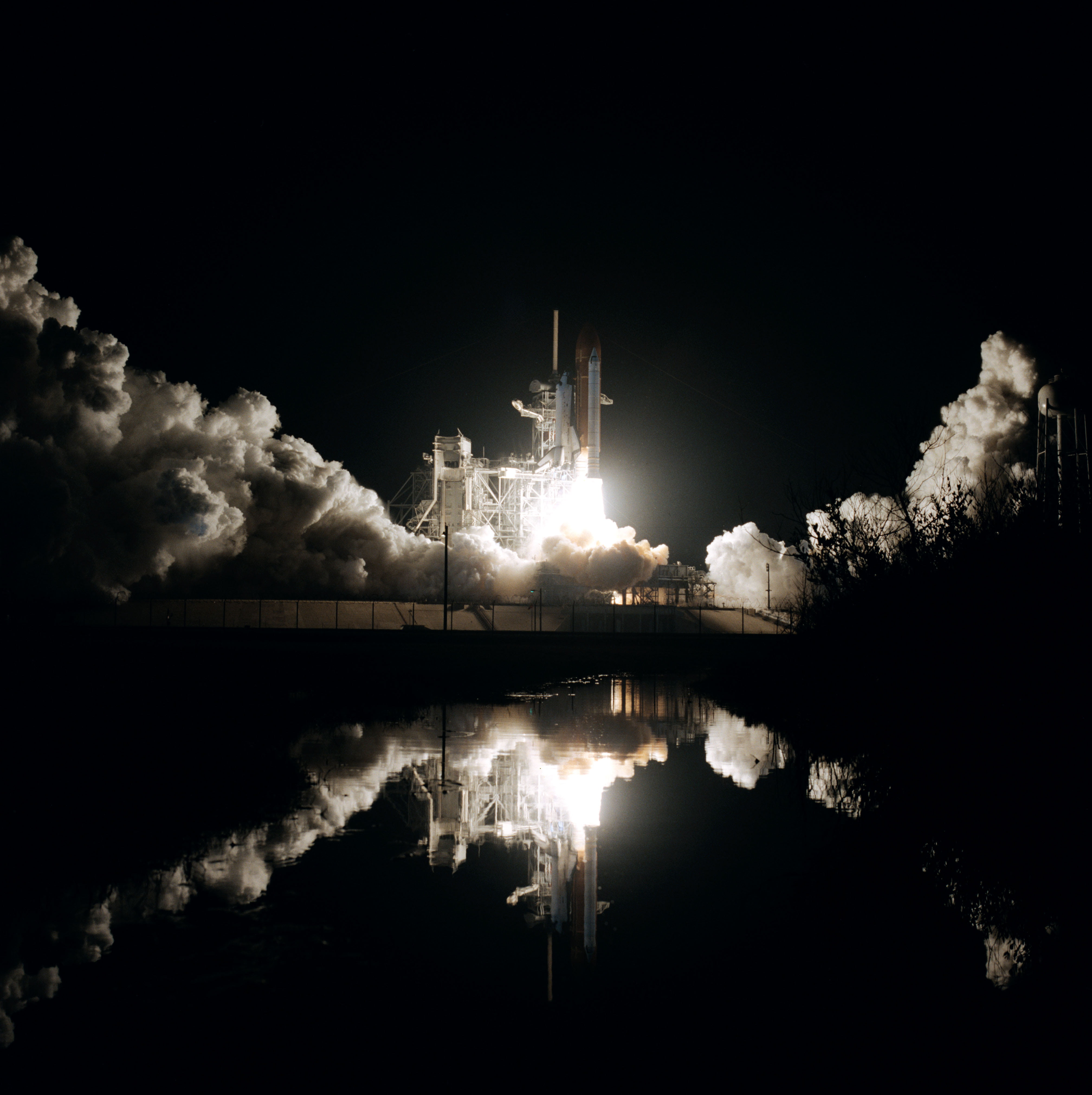 reflection, pollution, lake, industry, building exterior, air pollution, sky, emission, take off, night, research, space station, space exploration, standing water, Phone HD Wallpaper