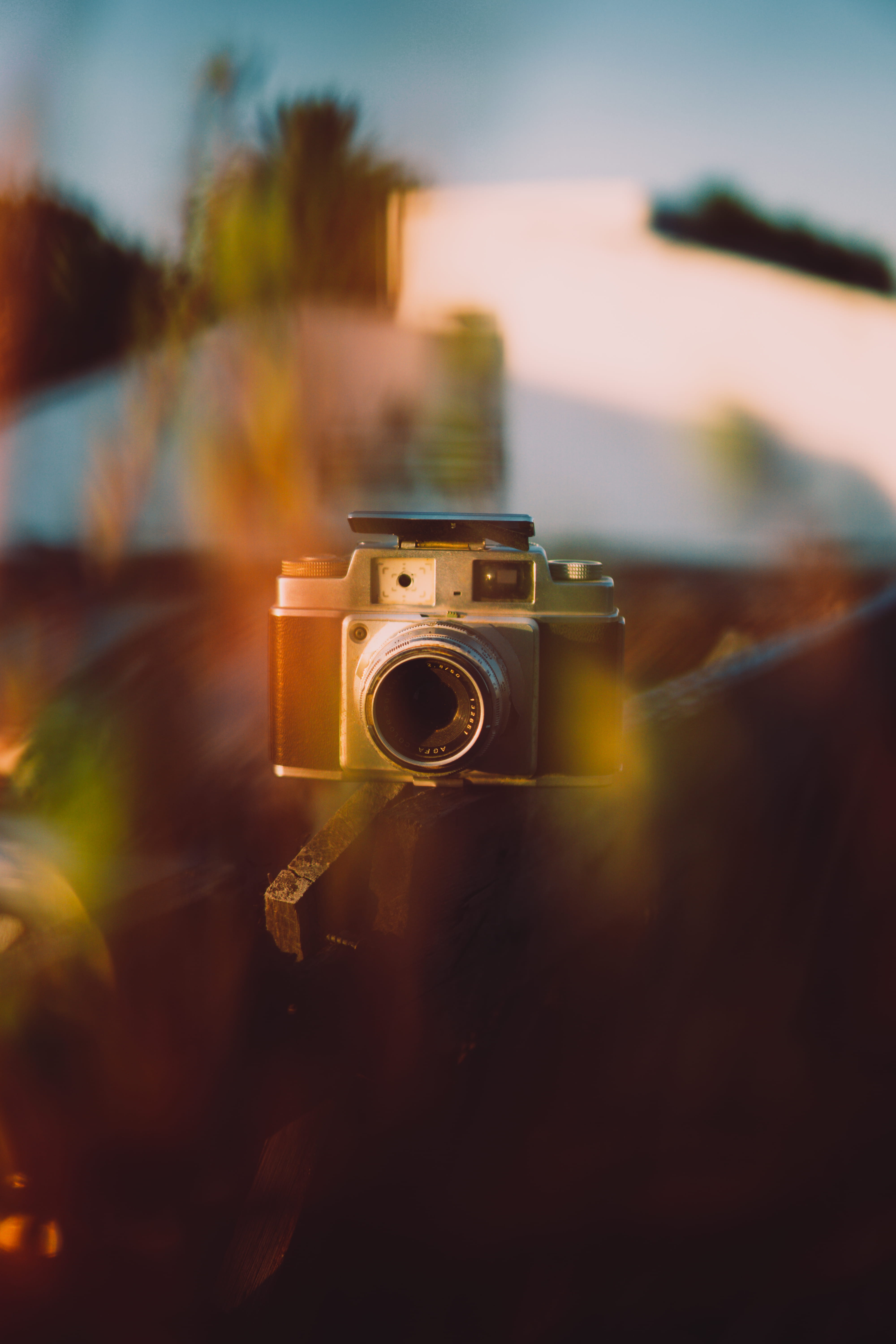 gray, meal, camera, camera - photographic equipment, vintage, black, technology, sunset, object, analogue, close-up, digital camera, single object, retro styled, Phone HD Wallpaper