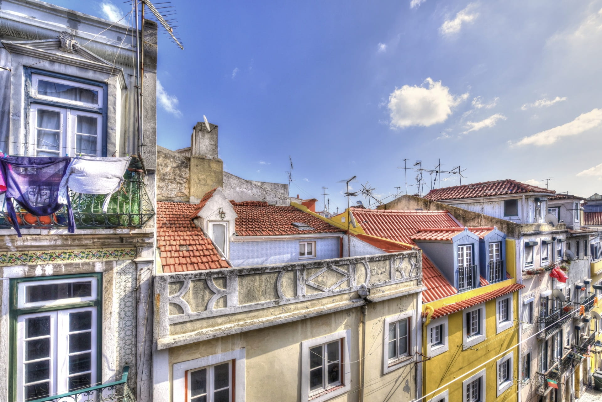 building, architecture, building exterior, communication, clouds, row house, nature, digital art, cityscape, apartment, bairro alto, low angle view, window, HD Wallpaper