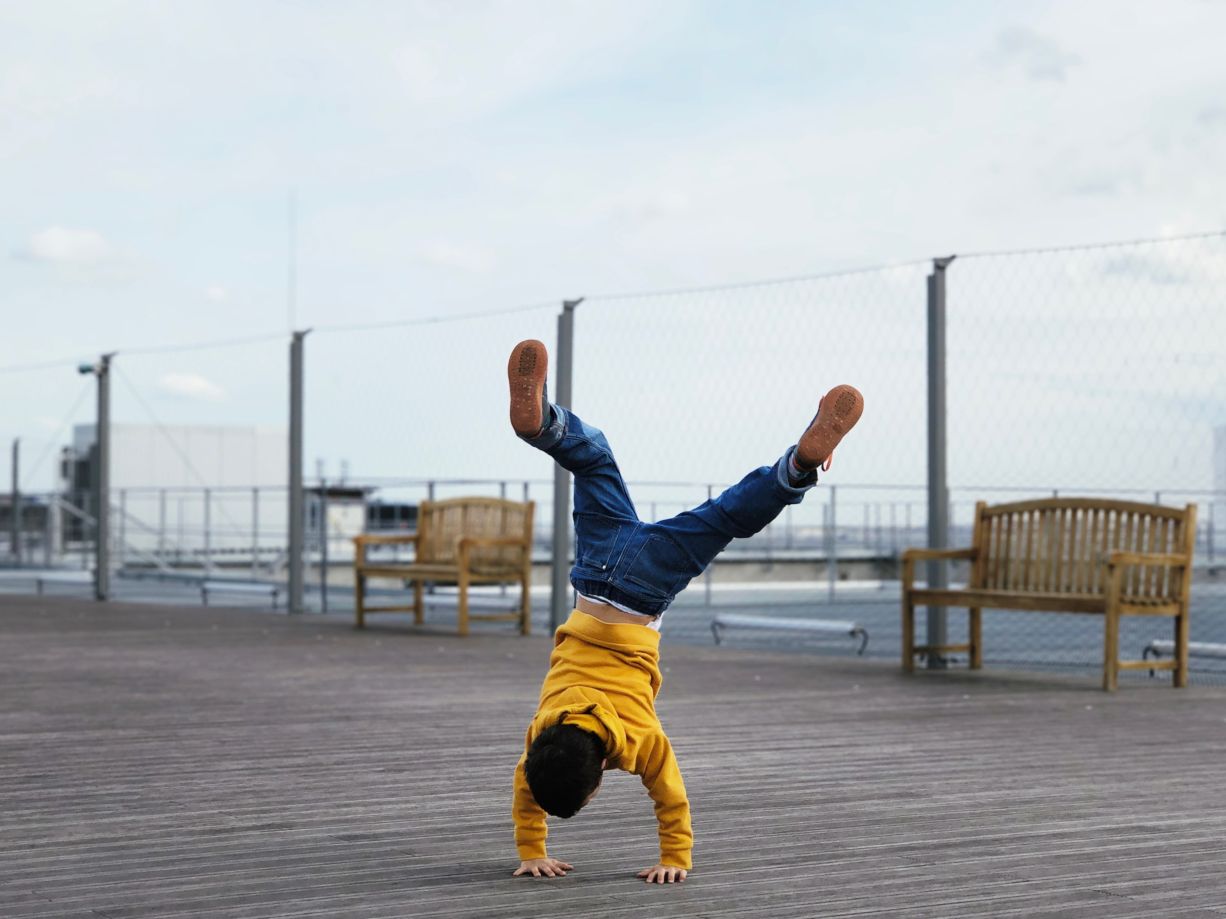 la grande arche, 4K, day, males, puteaux, built structure, skill, one person, playing, grande arche de la defense, break, paris, leisure activity, sport, HD Wallpaper