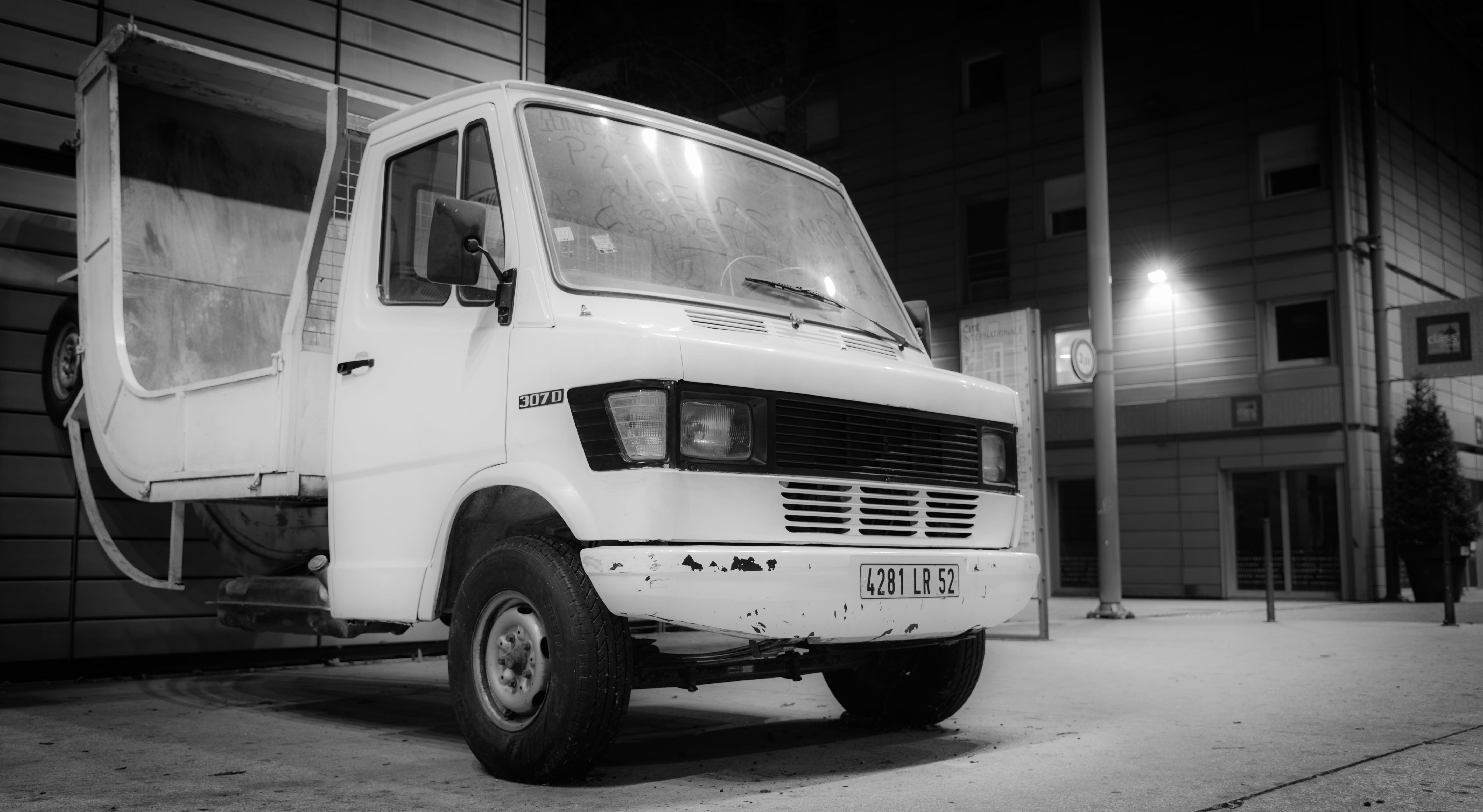 contemporary art, onlylyon, no people, land vehicle, parking, 80 quai charles de gaulle, street, mode of transportation, museum, france, building, motor vehicle, HD Wallpaper