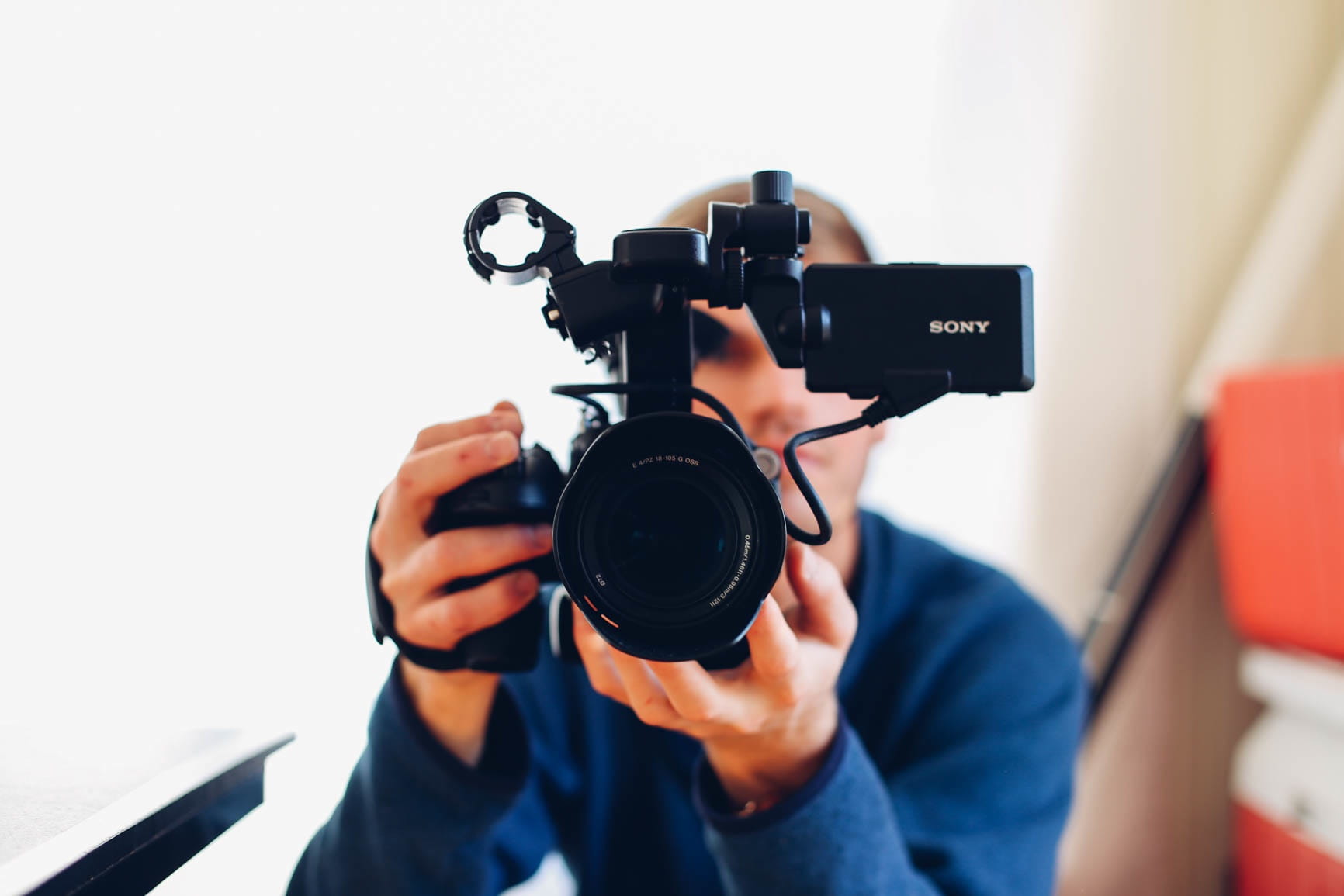 males, photographing, professional Occupation, equipment, indoors, camera - Photographic Equipment, caucasian Ethnicity, occupation, photographic equipment, HD Wallpaper