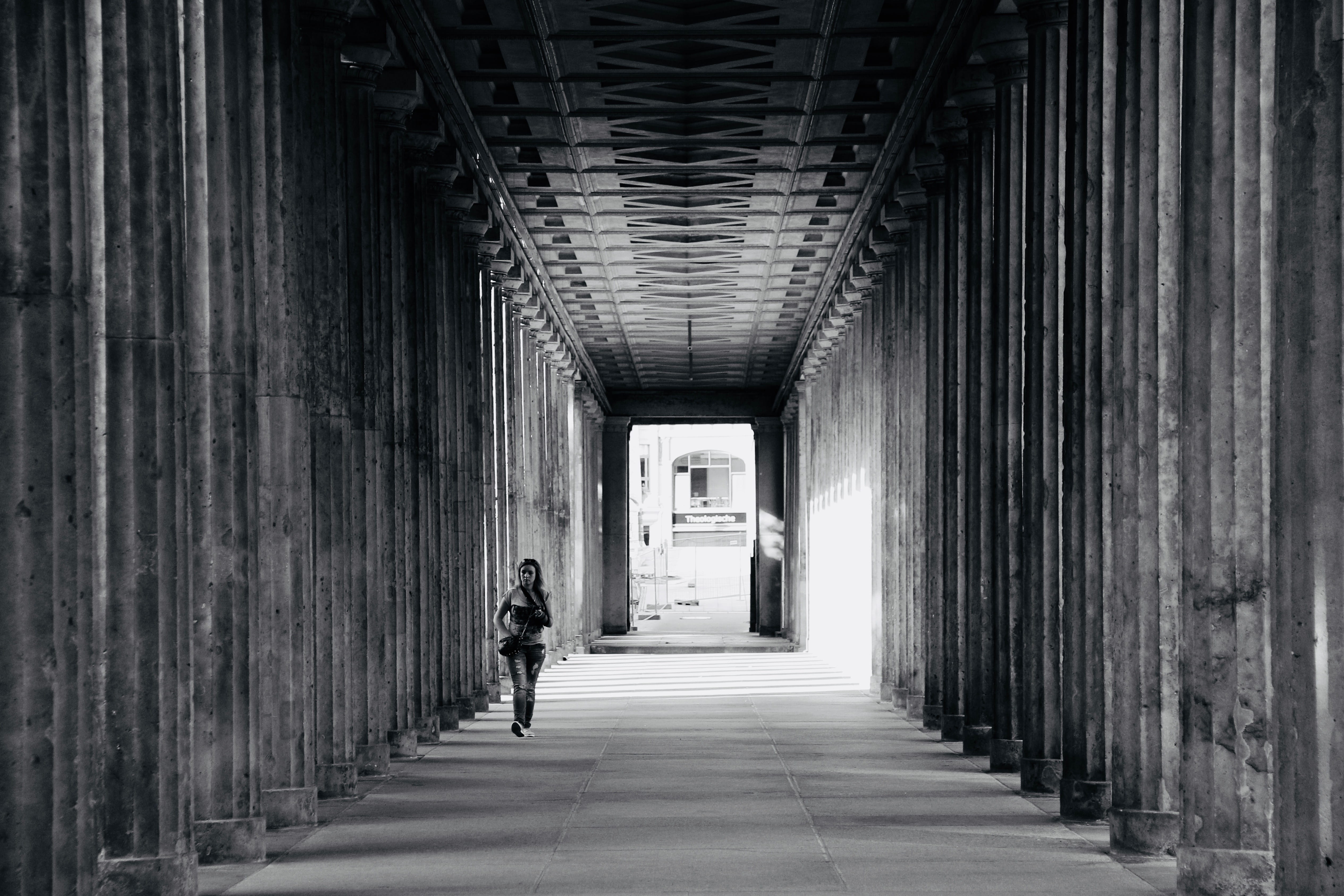 building, footpath, rear view, transportation, street, photo, walking, guidance, men, built structure, architecture, ceiling, columns, berlin, architectural column, HD Wallpaper
