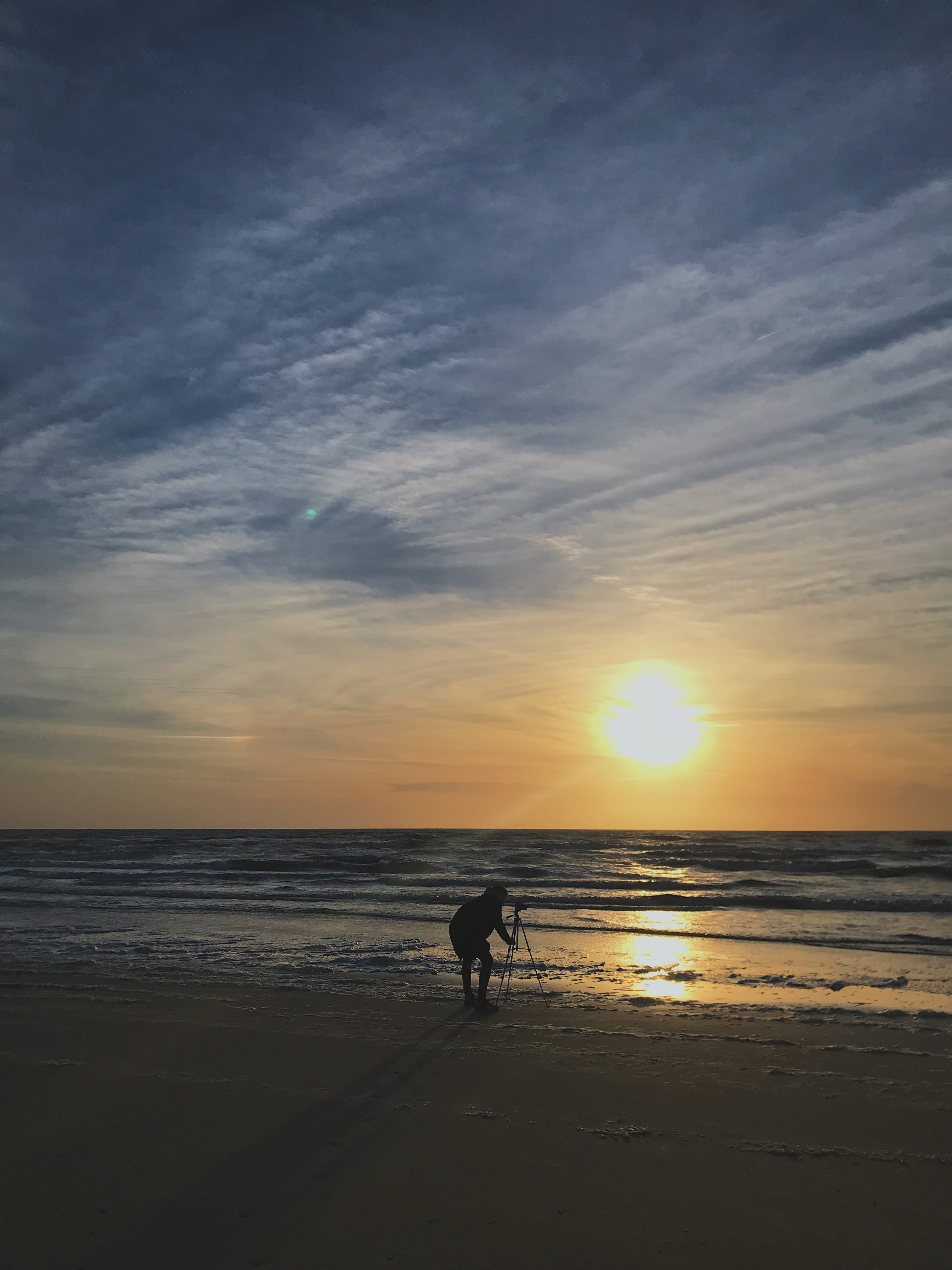 landscape, outdoors, real people, seashore, tripod, sun, land, scenic, reflection, 4K, scenics - nature, nature, water, lifestyles, shadow, silhouette, Phone HD Wallpaper