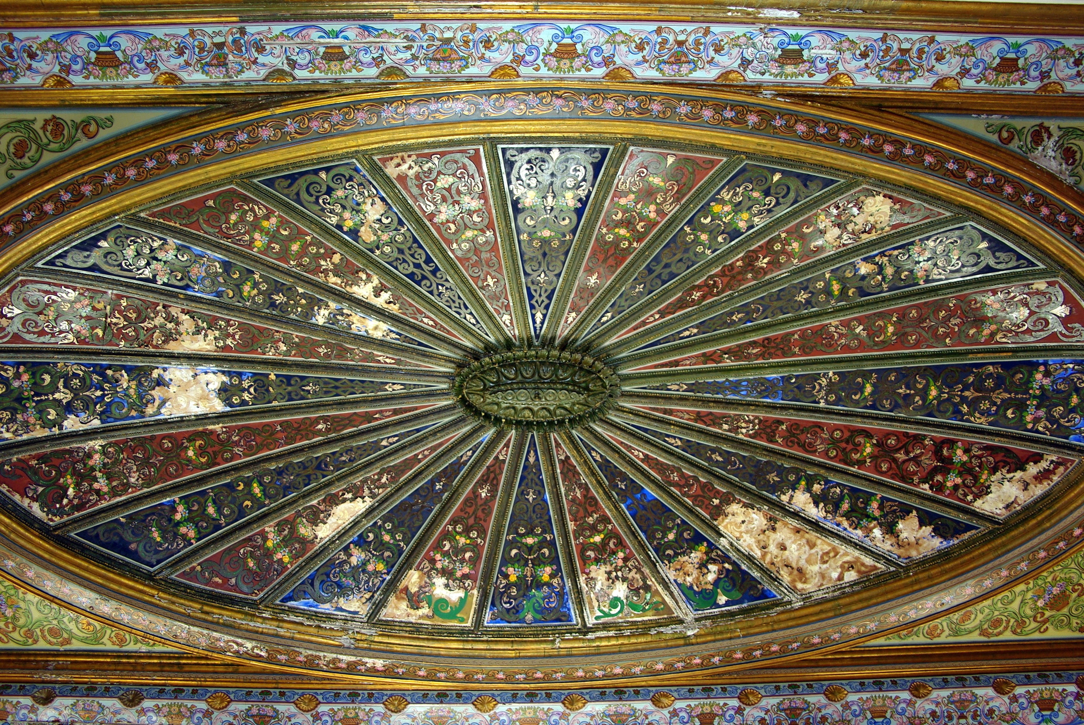 ceiling, color, day, building, place of worship, shape, no people, backgrounds, art and craft, pattern, ornate, 2K, arab-muslim style, architecture and art, HD Wallpaper