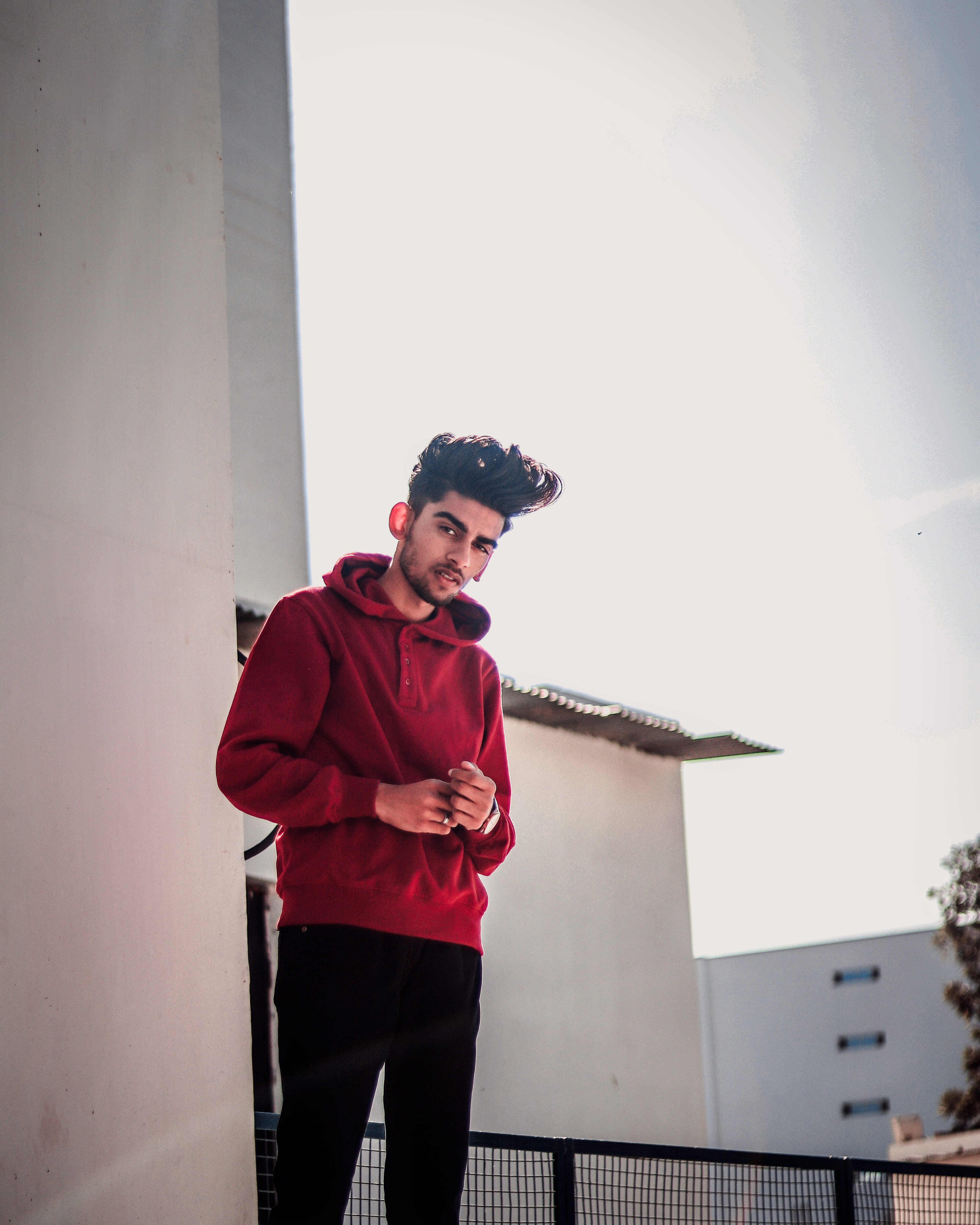 warm clothing, canon, nikon, fashion, lifestyles, photography, landscape, eyes, looking, three quarter length, front view, young men, chandigarh university, Phone HD Wallpaper