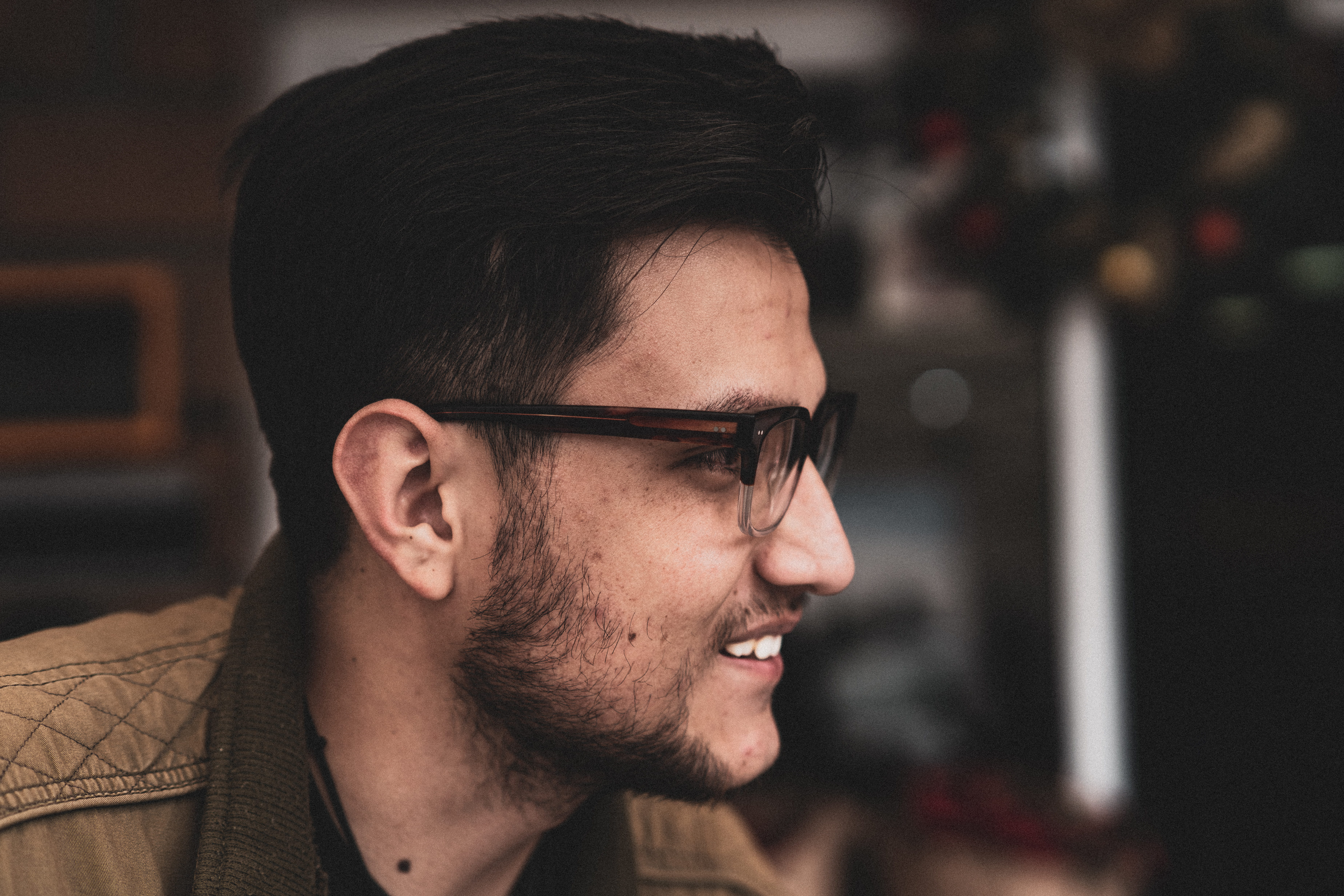 adult, pub, face, goggles, hairstyle, close-up, musical instrument, man, bar counter, contemplation, one person, human face, eyeglasses, beard, headshot, HD Wallpaper