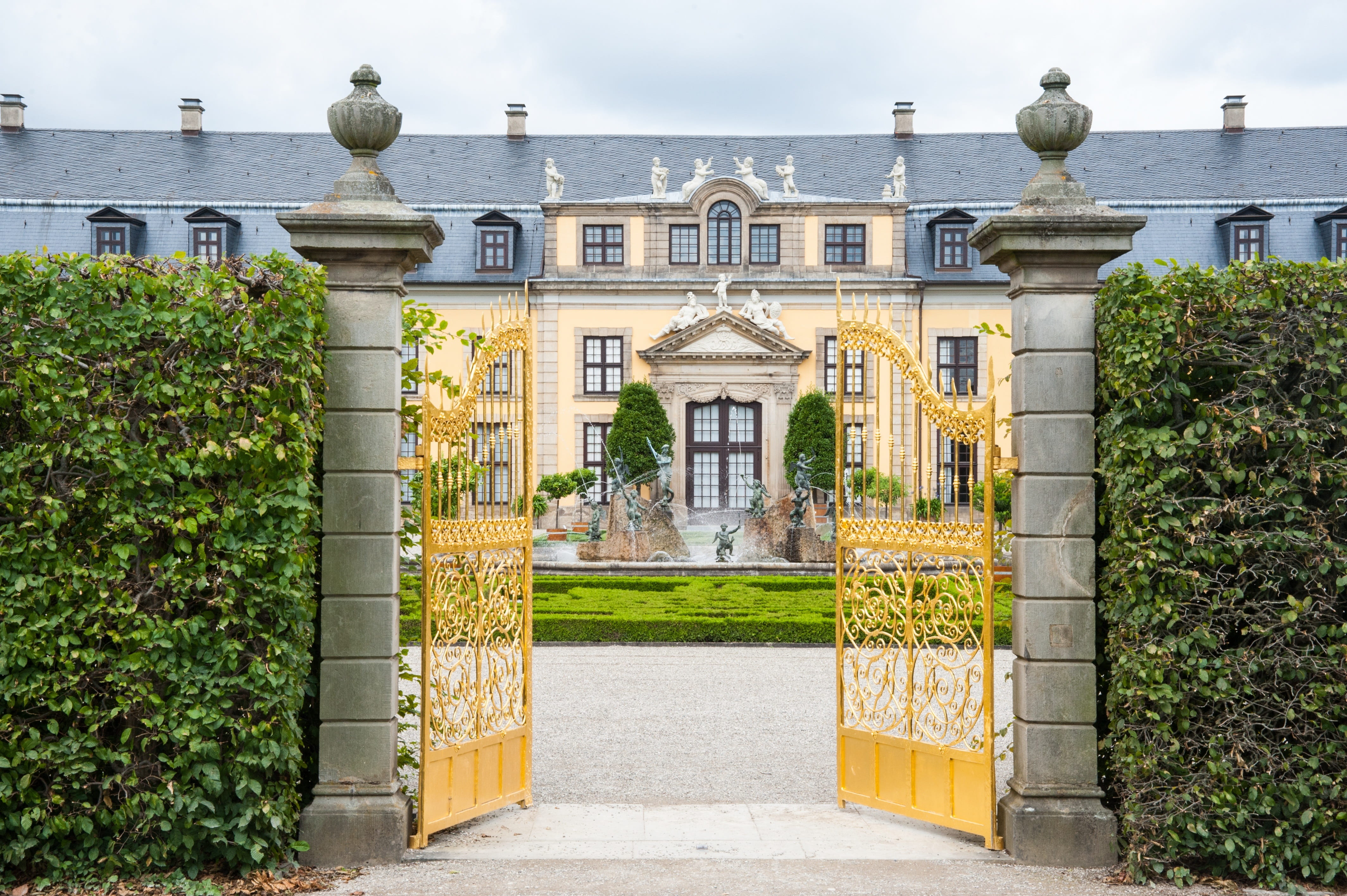 building, goal, park, manors castle, herrenhausen, no people, castle, building exterior, nature, entrance, architecture, security, plant, the past, opened, HD Wallpaper
