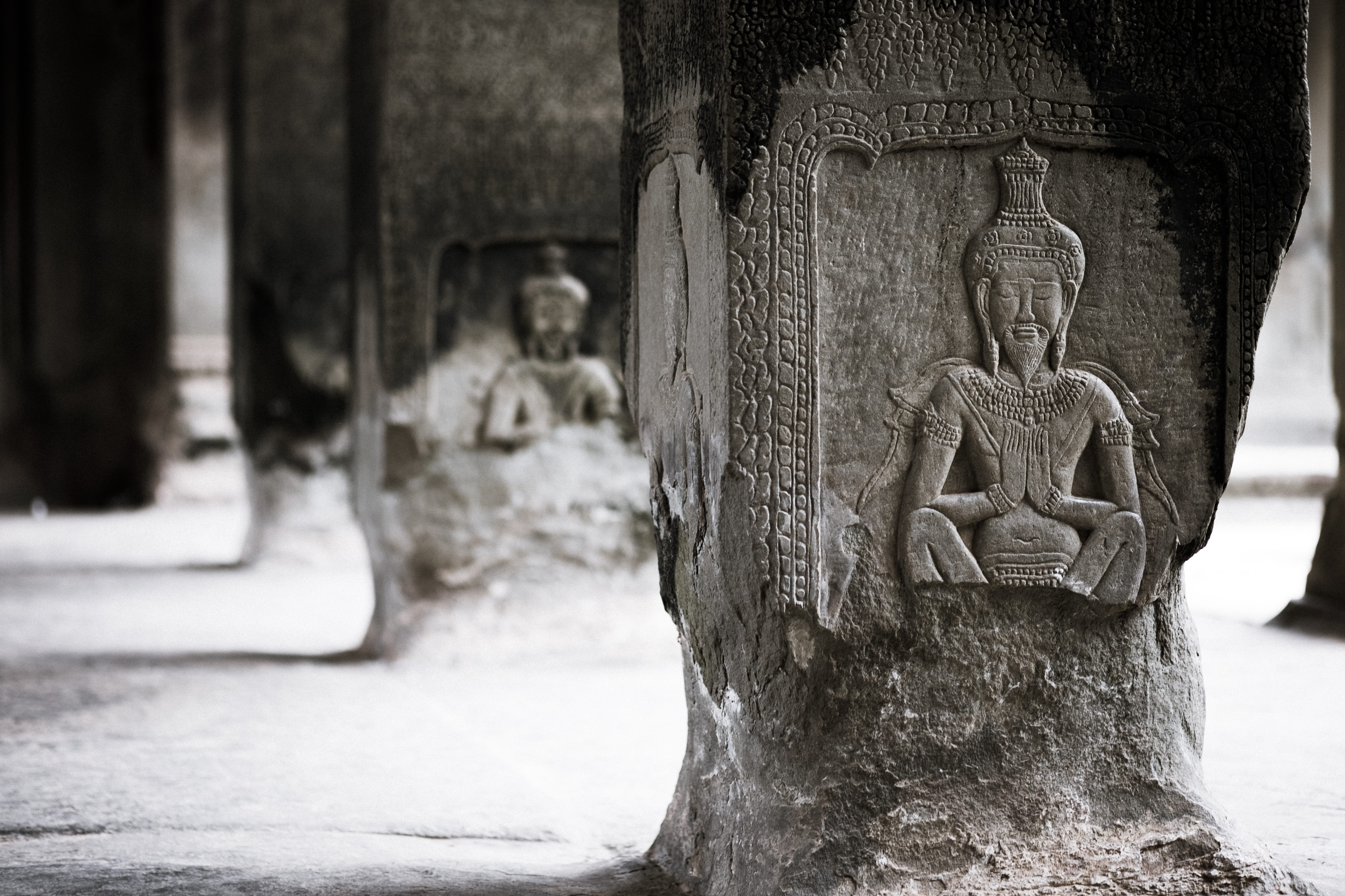 human representation, outdoors, place of worship, cambodia, representation, architecture, 4K, stone material, male likeness, sculpture, the past, no people, HD Wallpaper