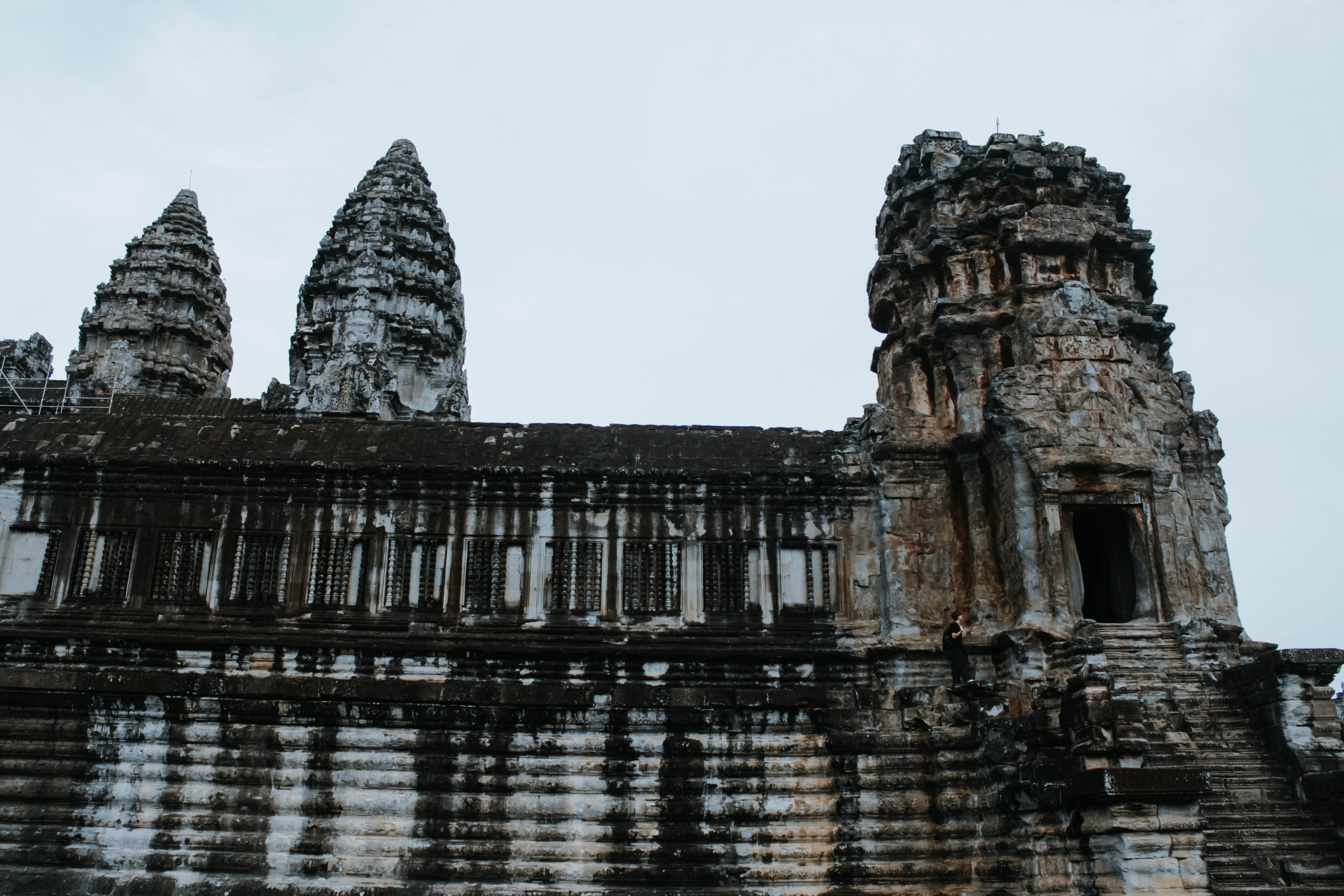 low angle view, travel, belief, krong siem reap, archaeology, built structure, nature, old ruin, place of worship, building, ancient civilization, tourism, HD Wallpaper