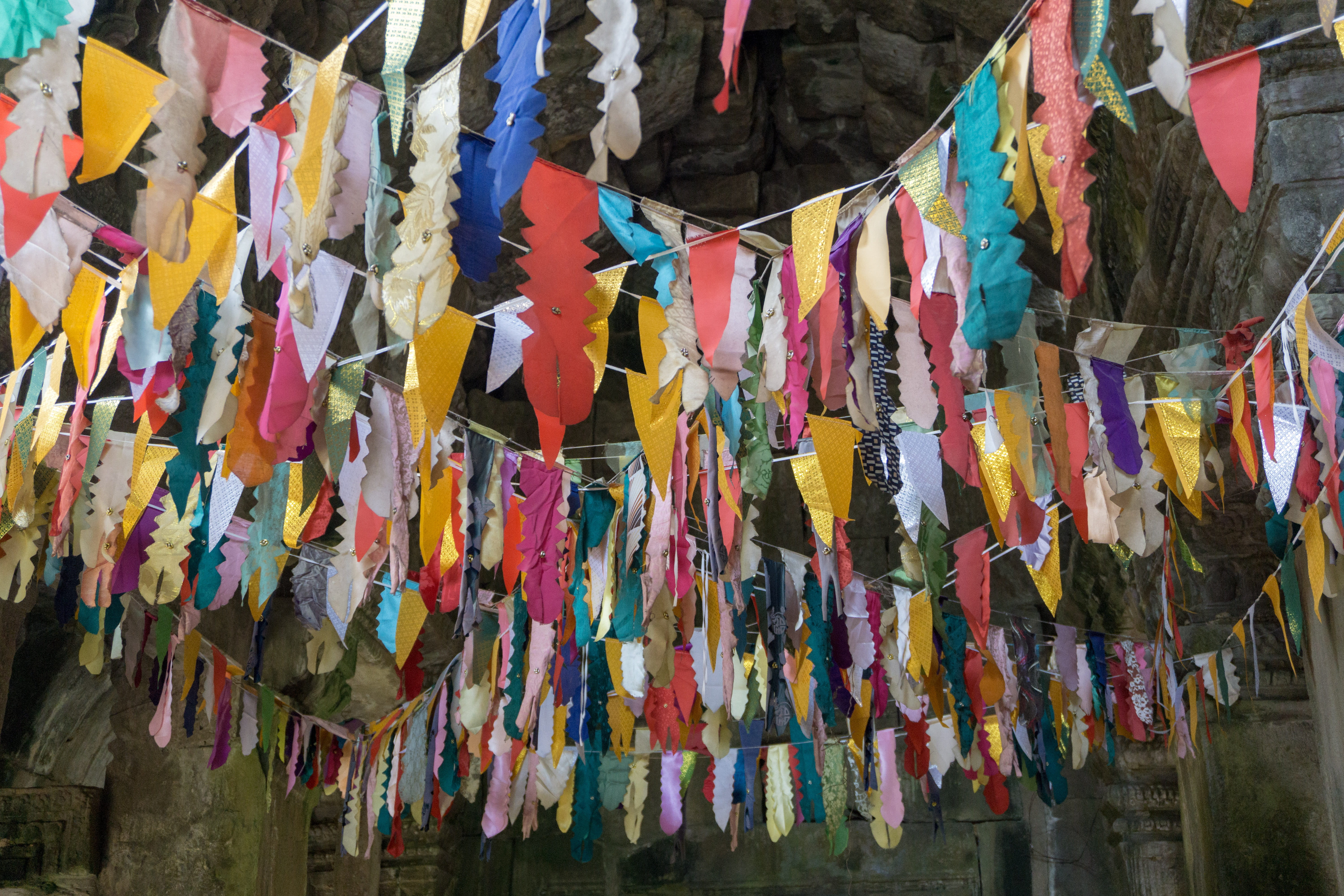 low angle view, textile, large group of objects, choice, religion, holy, abundance, bunting, outdoors, hanging, side by side, variation, krong siem reap, HD Wallpaper