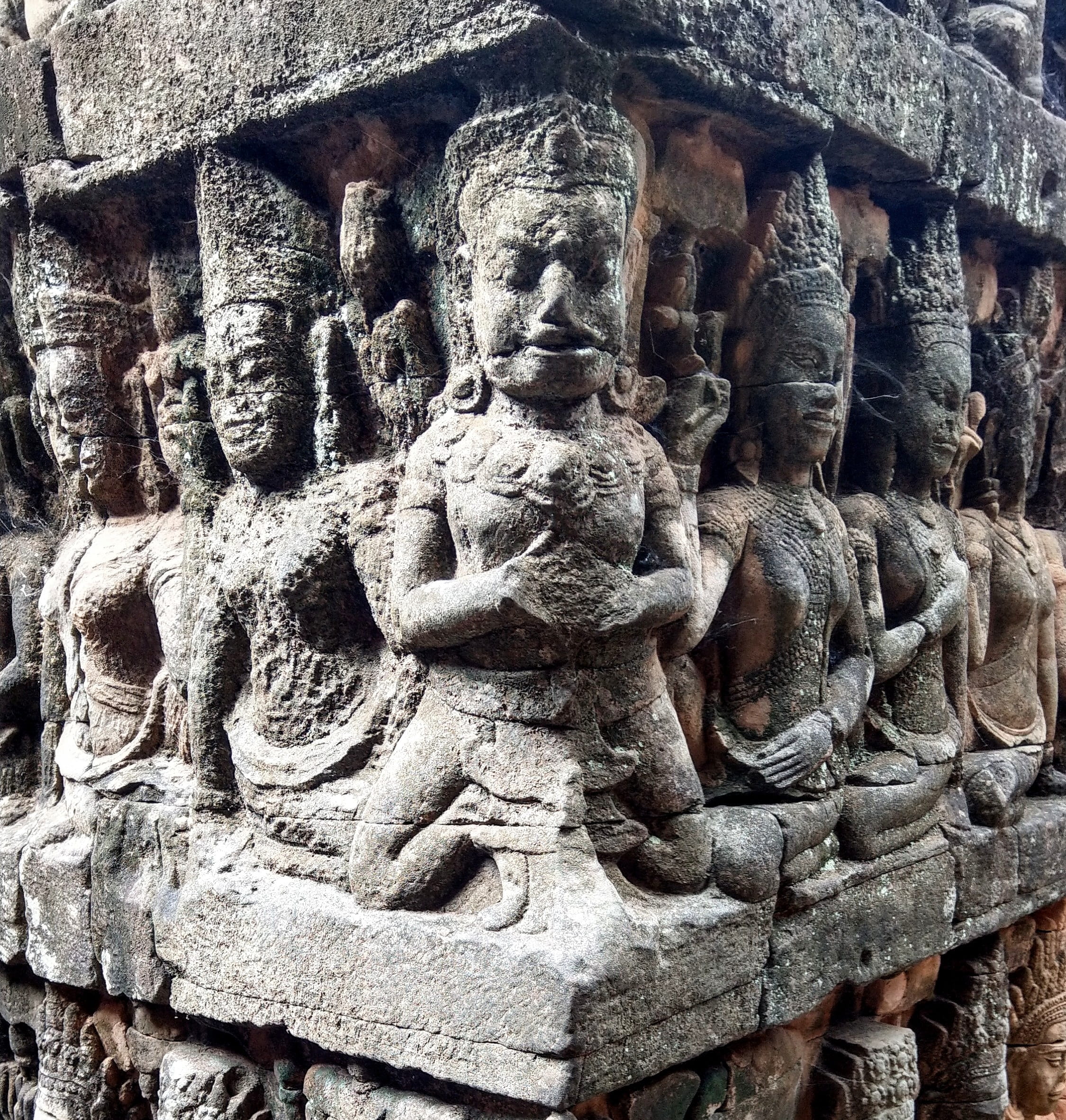 spirituality, no people, architecture, craft, human representation, statue, cambodia, building, ancient, carving - craft product, representation, built structure, Phone HD Wallpaper