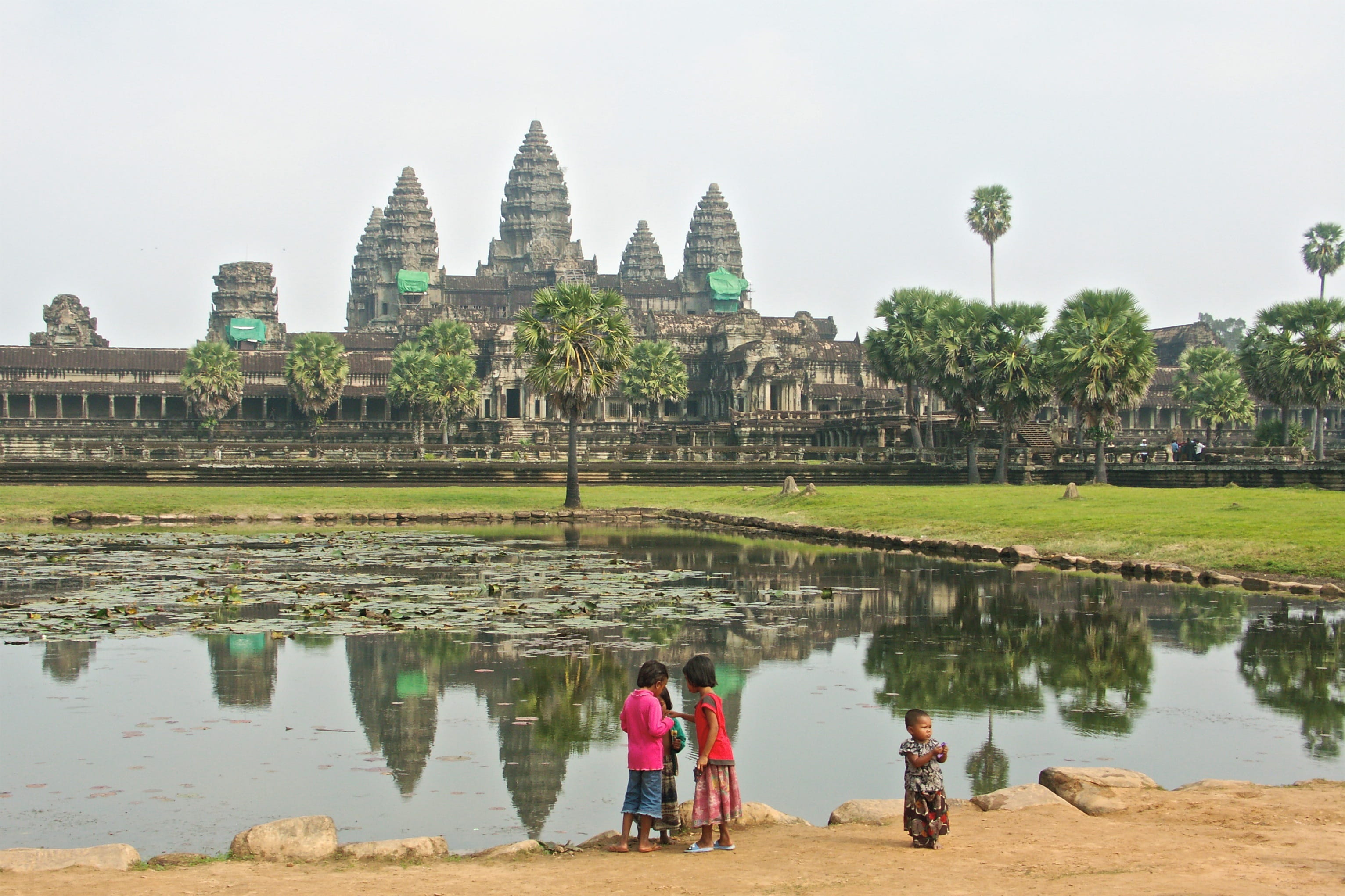 khmer, travel, the past, real people, unesco world heritage, lifestyles, women, Temple, travel destinations, history, angkor wat, reflection, full length, HD Wallpaper
