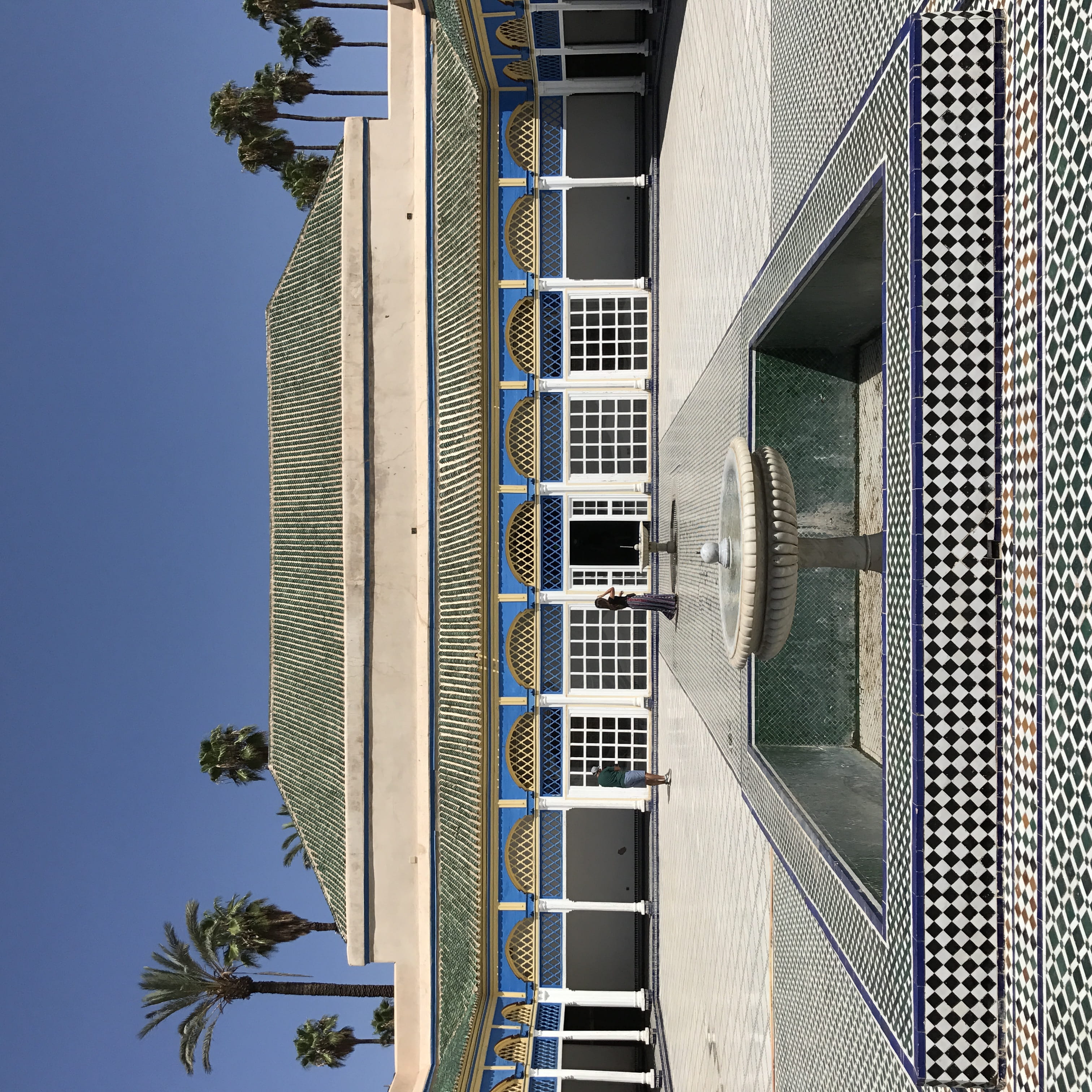 window, sunlight, outdoors, 2K, built structure, residential district, blue, palais de la bahiaa, morocco, office building exterior, marrakesh, sky, building, Phone HD Wallpaper