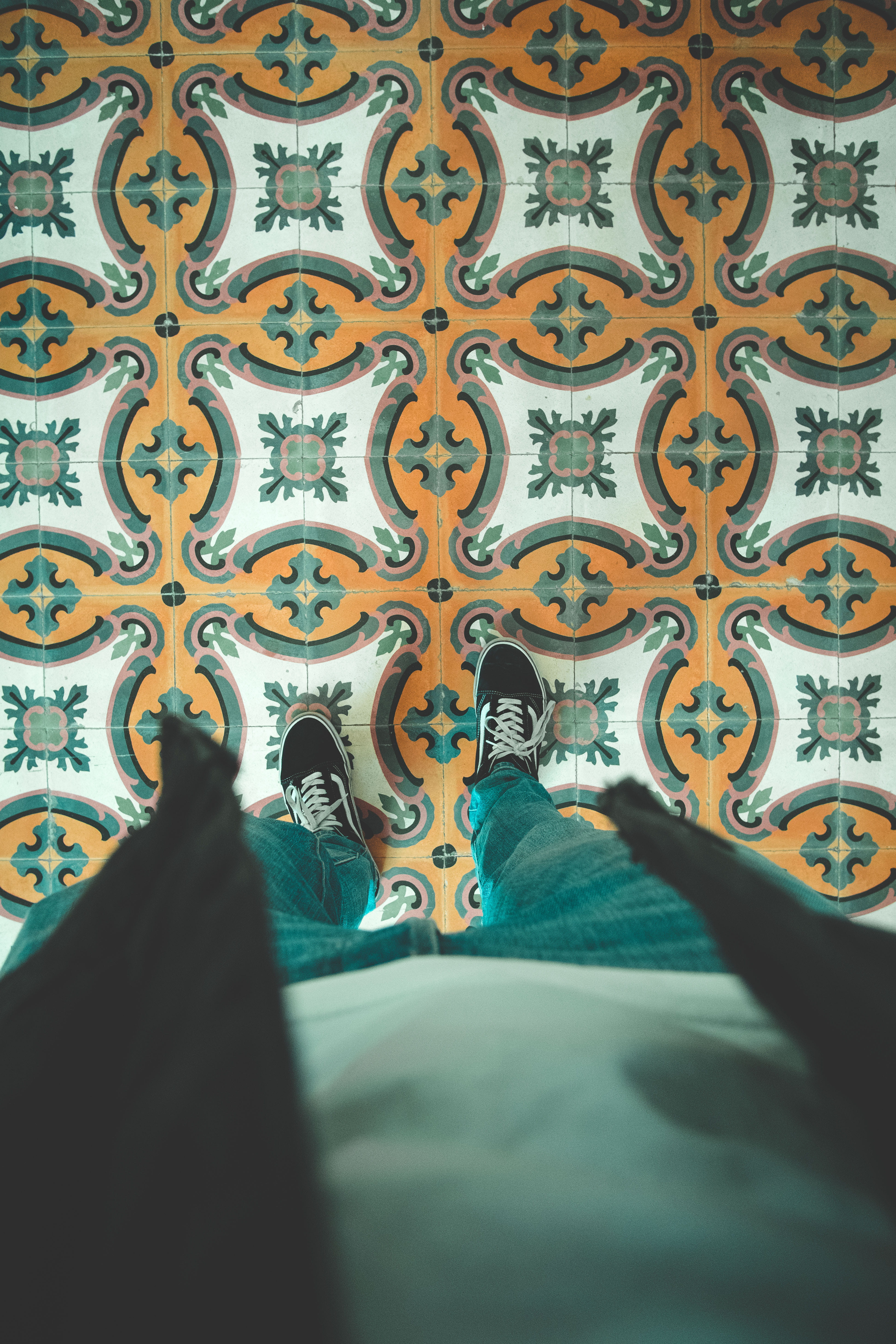 tiles, tiled floor, personal perspective, jeans, unrecognizable person, shoe, one person, colorful, marroko, morocco, indoors, selective focus, design, Phone HD Wallpaper