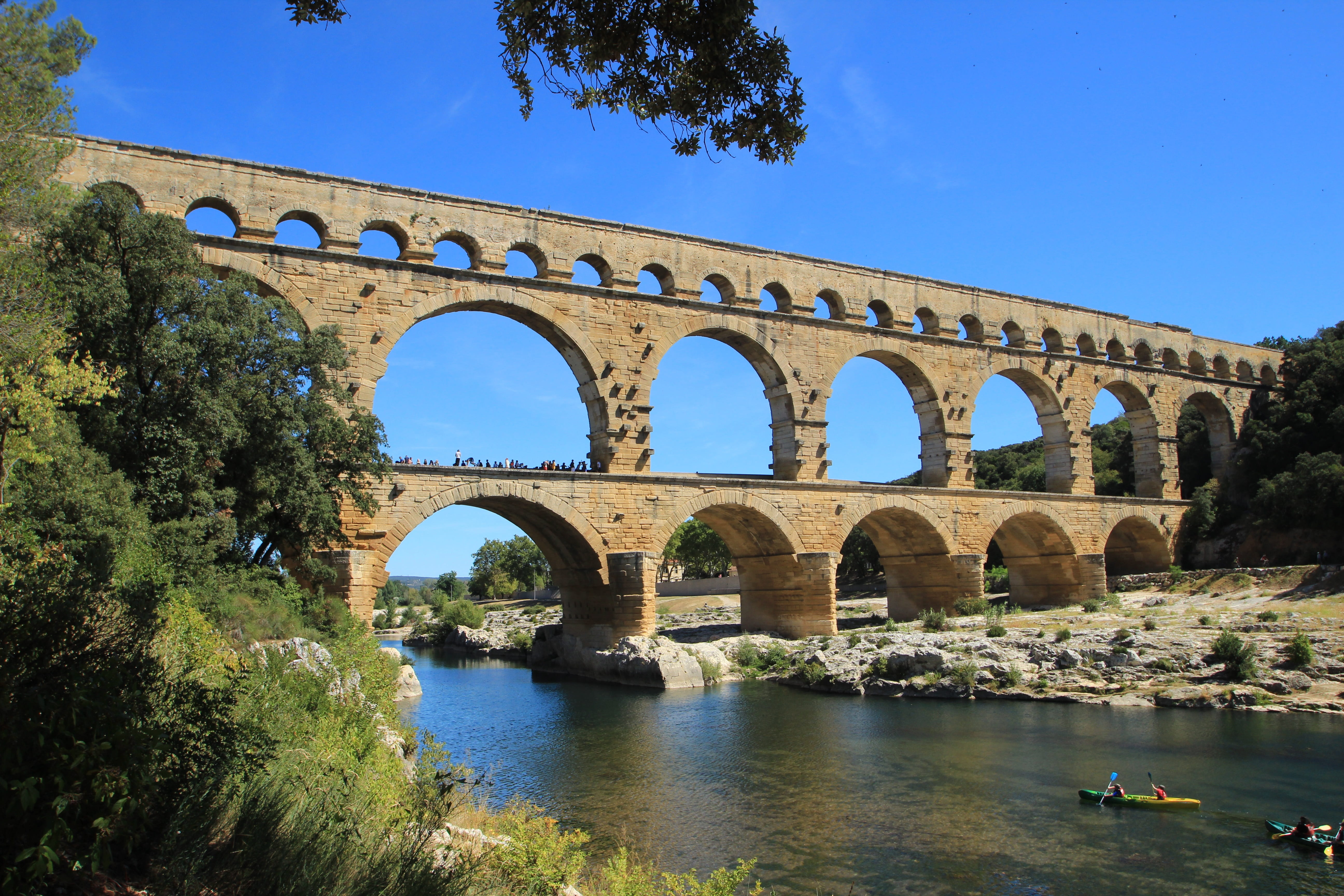5K, travel destinations, roman, outdoors, pont du gard, transportation, arch, tree, france, provence, built structure, clear sky, plant, the past, low, HD Wallpaper