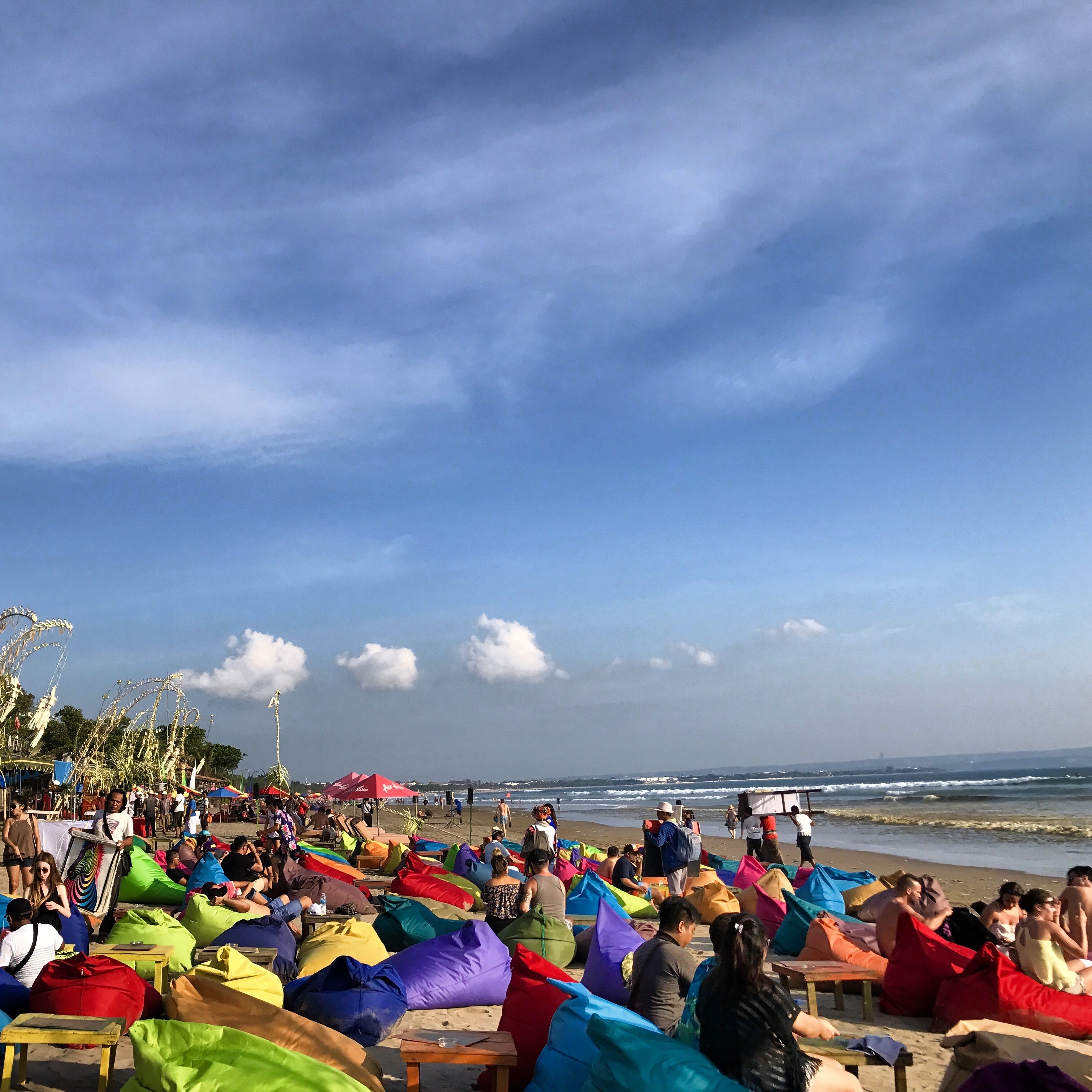 land, horizon over water, tropical, sea, indonesia, ocean, fun, enjoyment, crowd, outdoors, 2K, adult, beach, large group of people, outdoor, seminyak, Phone HD Wallpaper