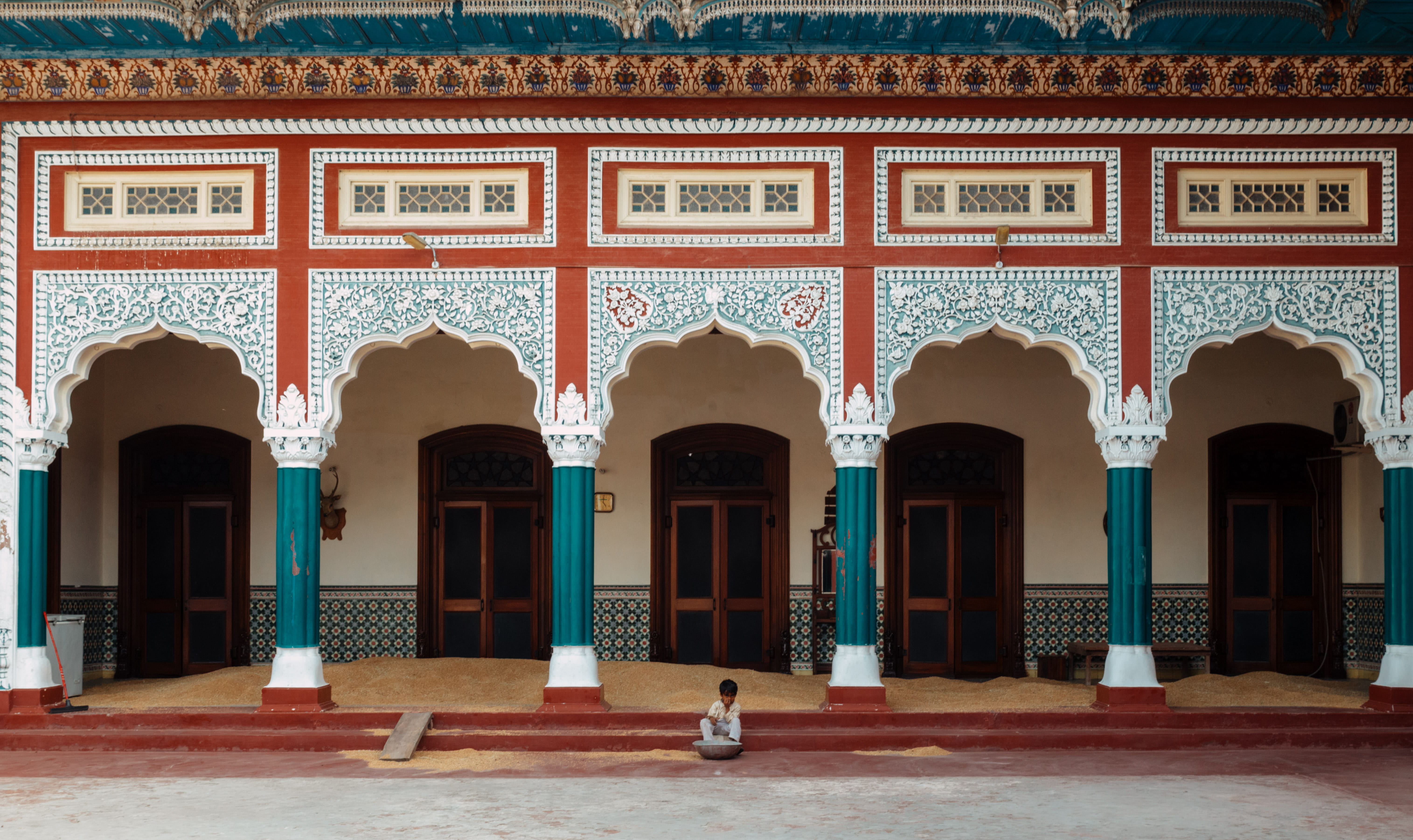 culture, city, arch, decoration, urban, 5K, person, entrance, art, morning, history, traditional, sitting, doors, colorful, the past, facade, HD Wallpaper
