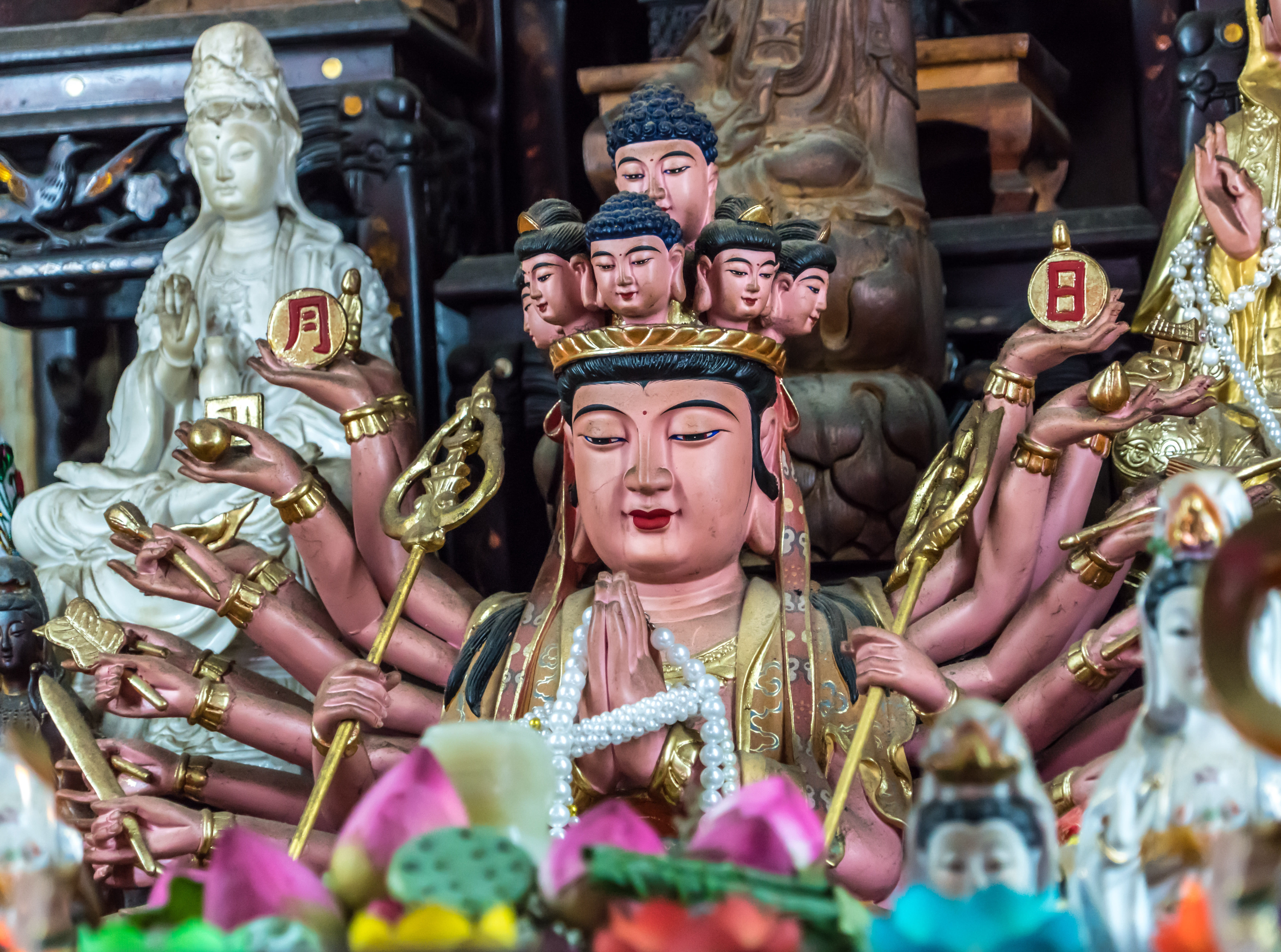 human body part, building, idol, built structure, no people, avalokiteshvara, history, place of worship, sculpture, religious, female likeness, temple, HD Wallpaper