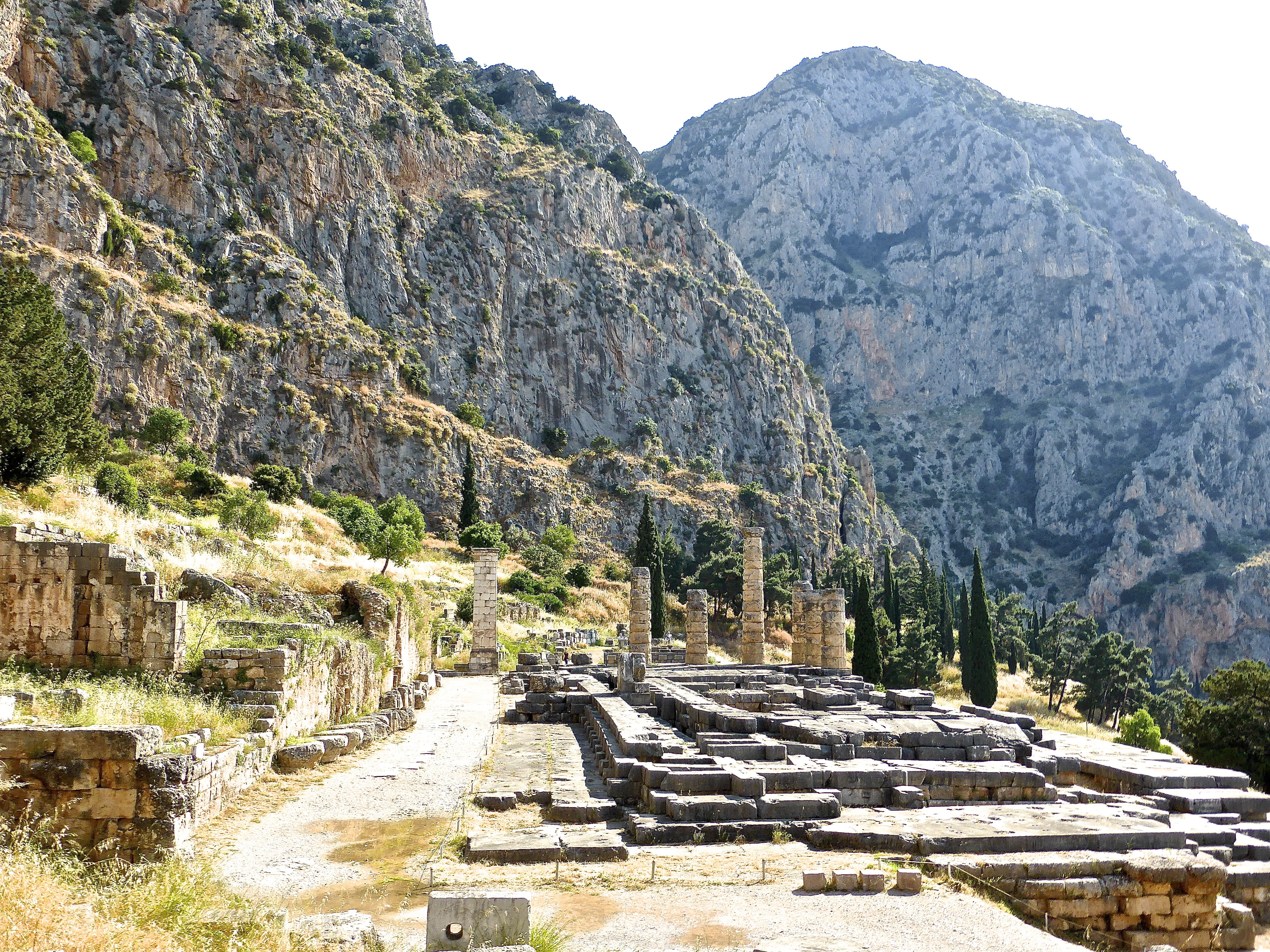 outdoors, mountain, historic, staircase, nature, the way forward, rock, temple, built structure, beauty in nature, day, ancient, 4K, delphi, formation, HD Wallpaper