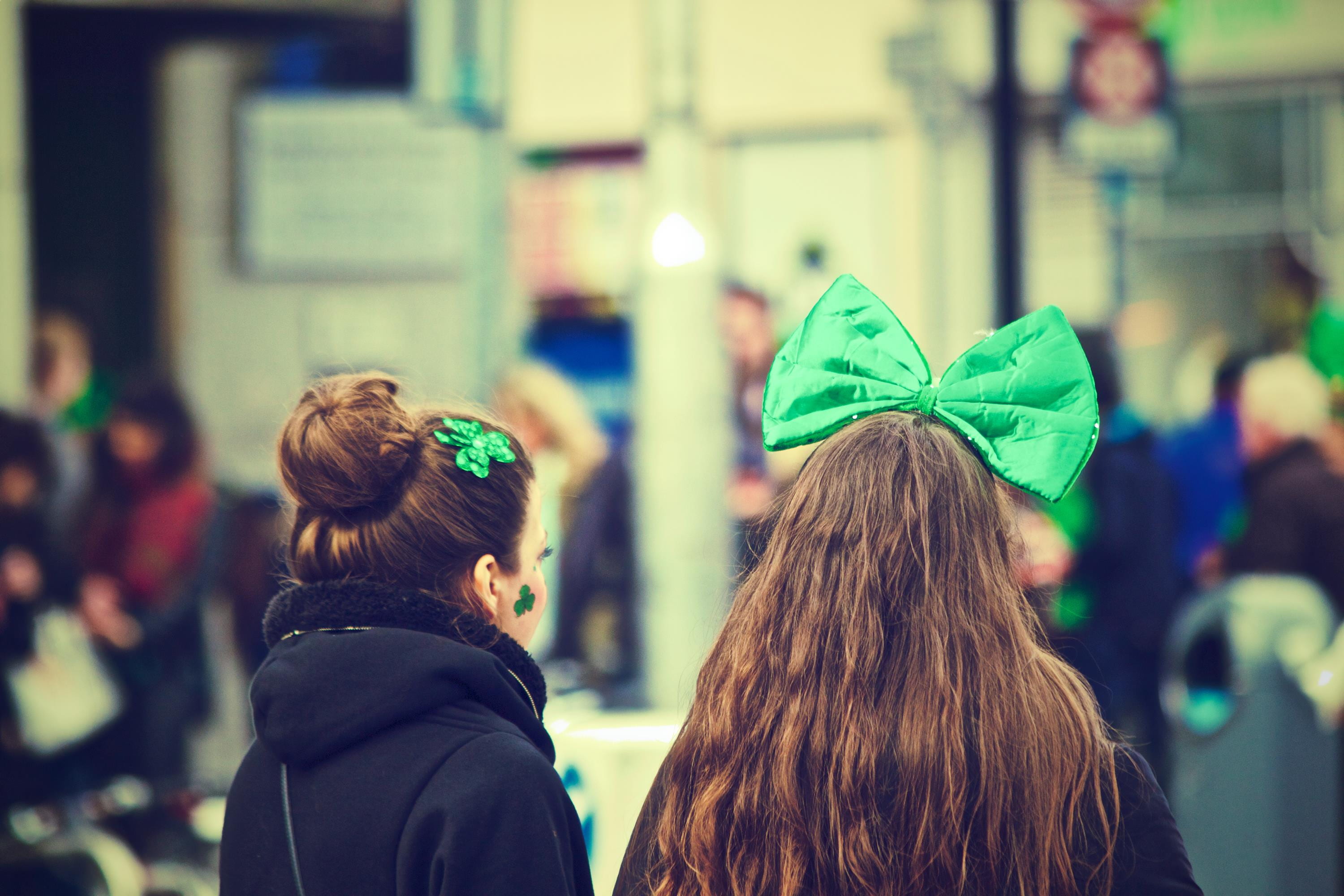 day, group of people, portrait, incidental people, Saint Patricks Day, 2K, people, hairstyle, outdoors, city life, ireland, women, patrick, focus on foreground, HD Wallpaper