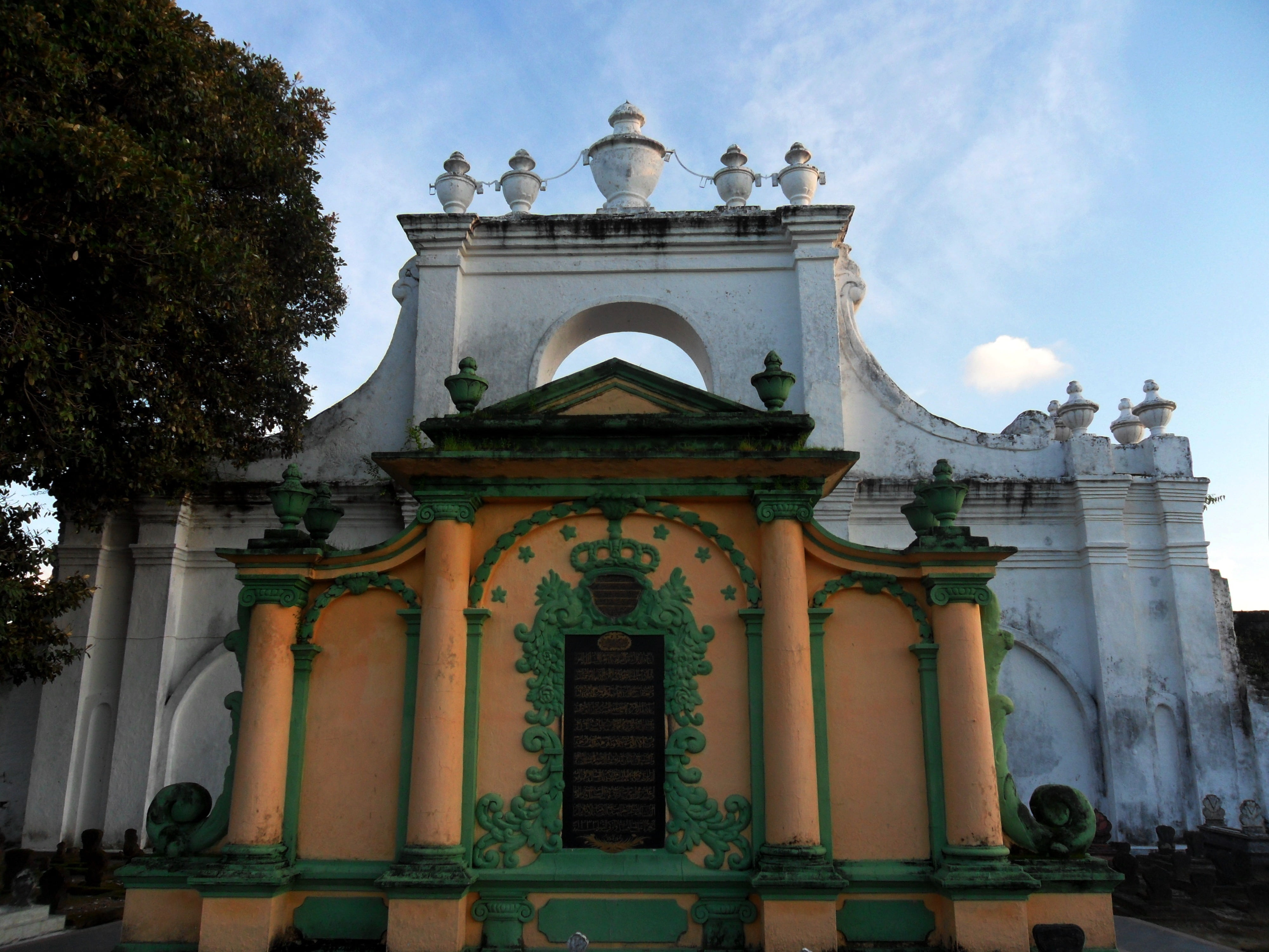 historical, built structure, graves, tree, architectural column, low angle view, history, sky, sculpture, makam asta tinggi, east java, historic buildings, HD Wallpaper