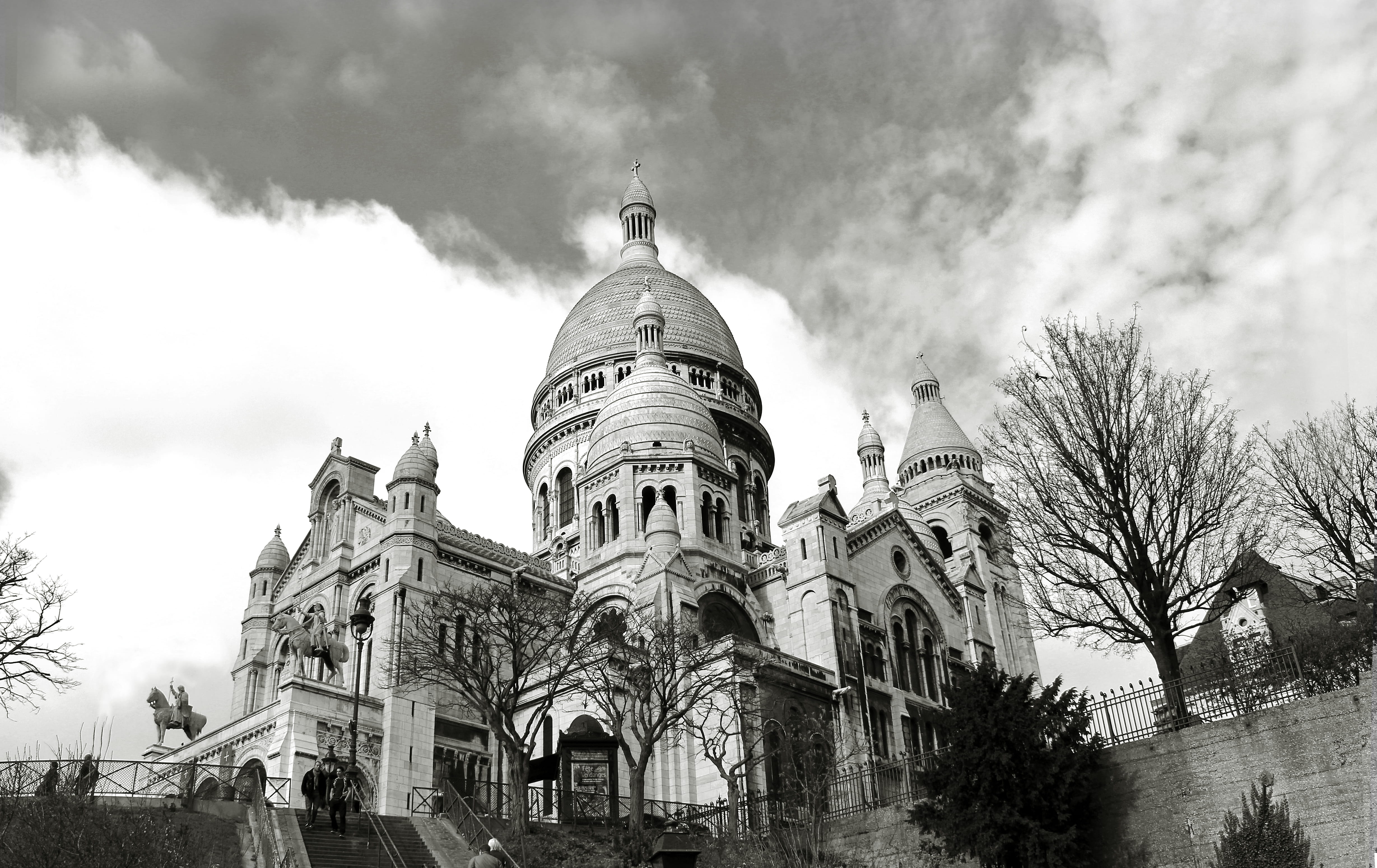 ancient, tourism, statues, church, travel, cathedral, cloud - sky, dome, street, history, temple, black and-white, twigs, plant, city, monument, photography, HD Wallpaper
