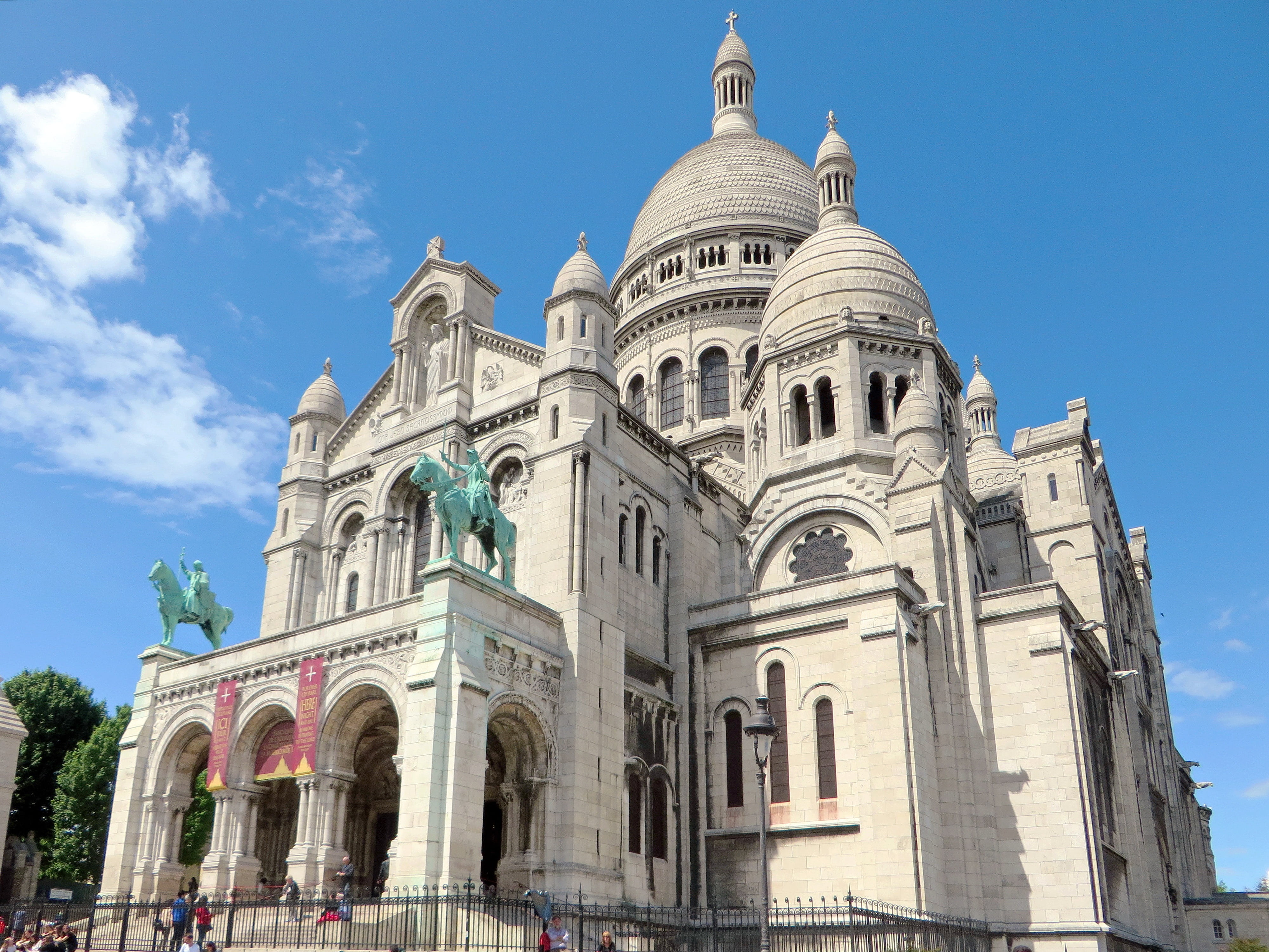 montmartre, ornate, basilica, building exterior, statue, christianity, gargoyle, sky, equestrian statues, outdoors, famous Place, dome, low angle view, HD Wallpaper