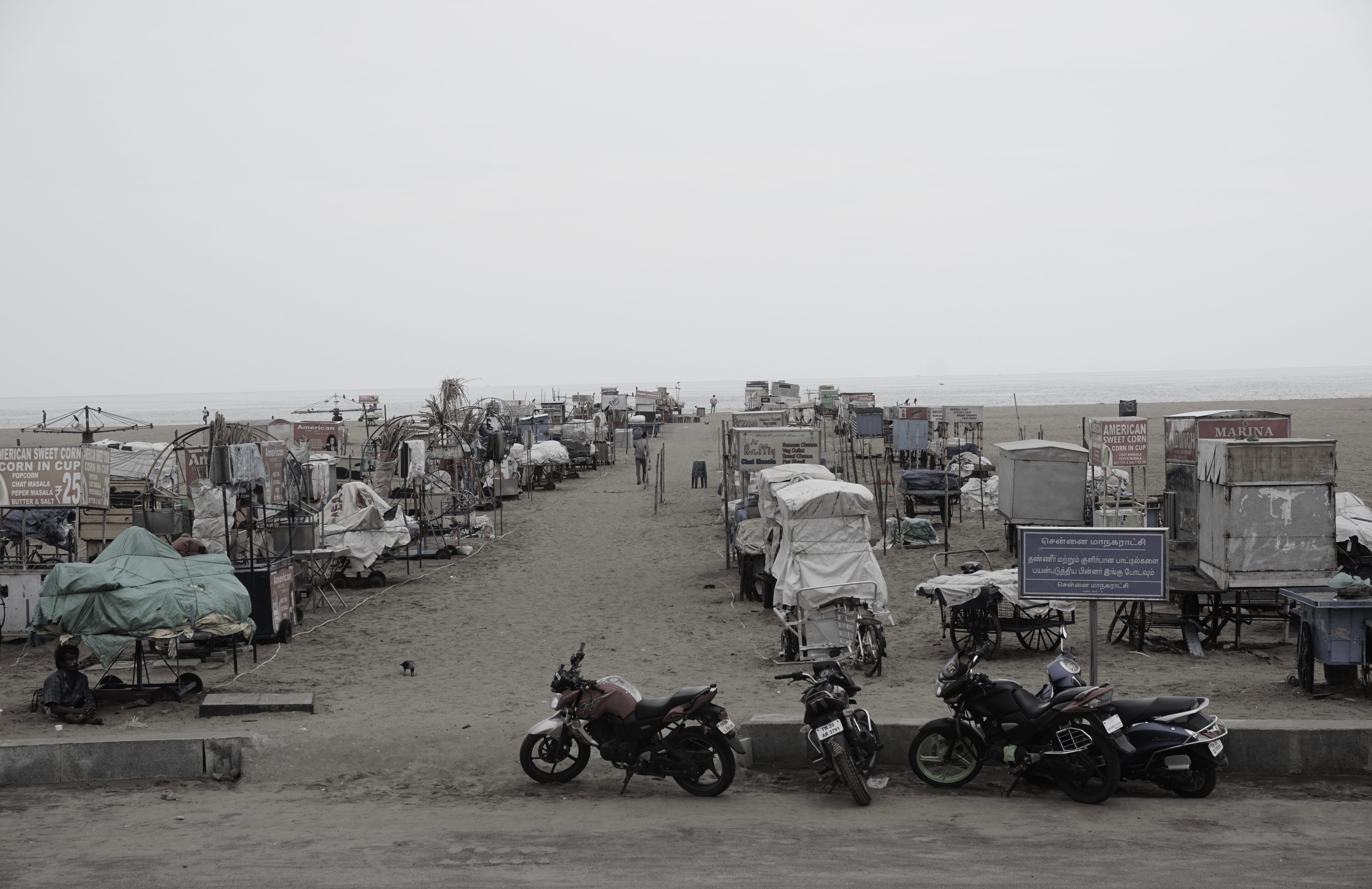 road, beach, copy space, land vehicle, men, motorcycle, chennai, real people, clear sky, 5K, city, outdoors, nature, sky, large group of people, cart, HD Wallpaper