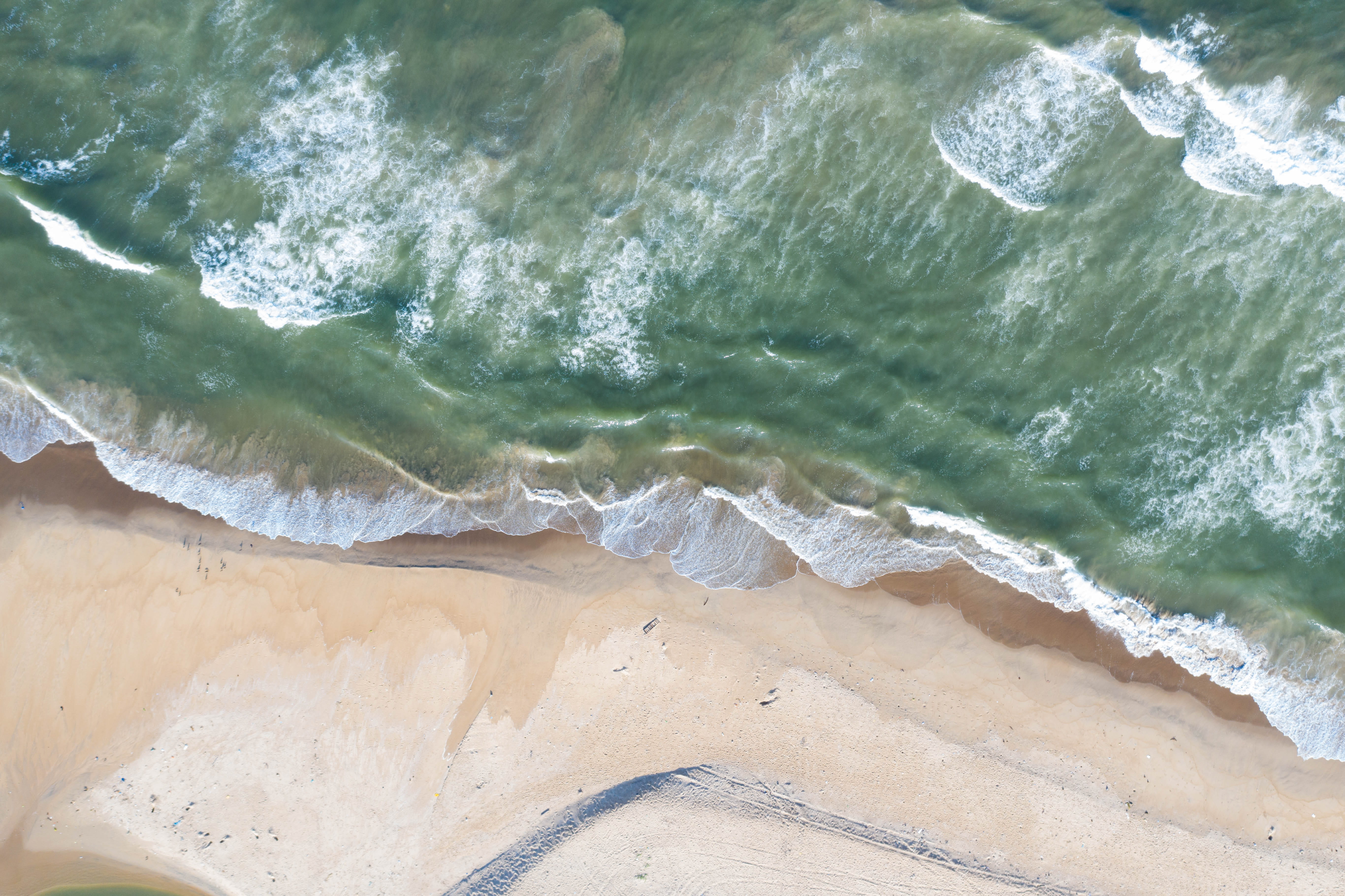 india, beach views from drone, surfing, ocean, day, 5K, rock, aerial view, beach view from top, wave, outdoors, aquatic sport, land, scenics - nature, HD Wallpaper