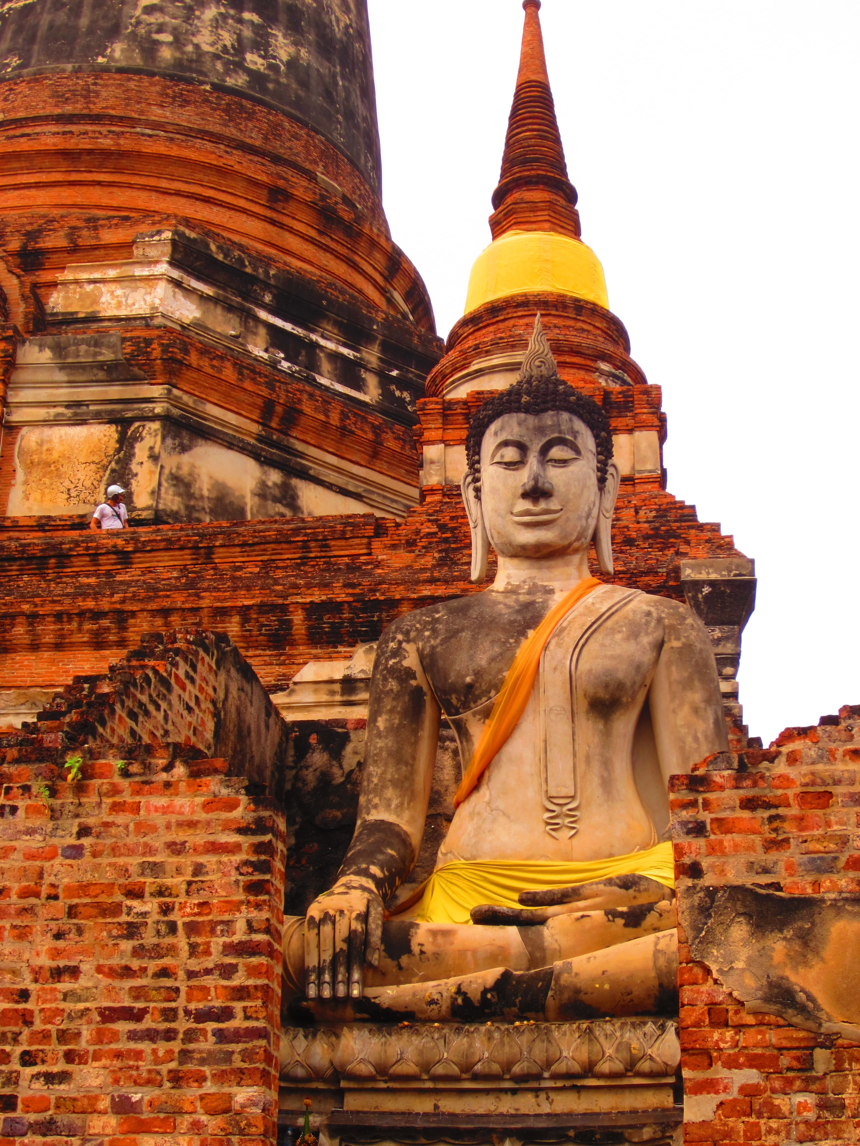 art and craft, human representation, stone, representation, buddhism, architecture, pagoda, the past, male likeness, statue, religion, belief, temple, place of worship, Phone HD Wallpaper