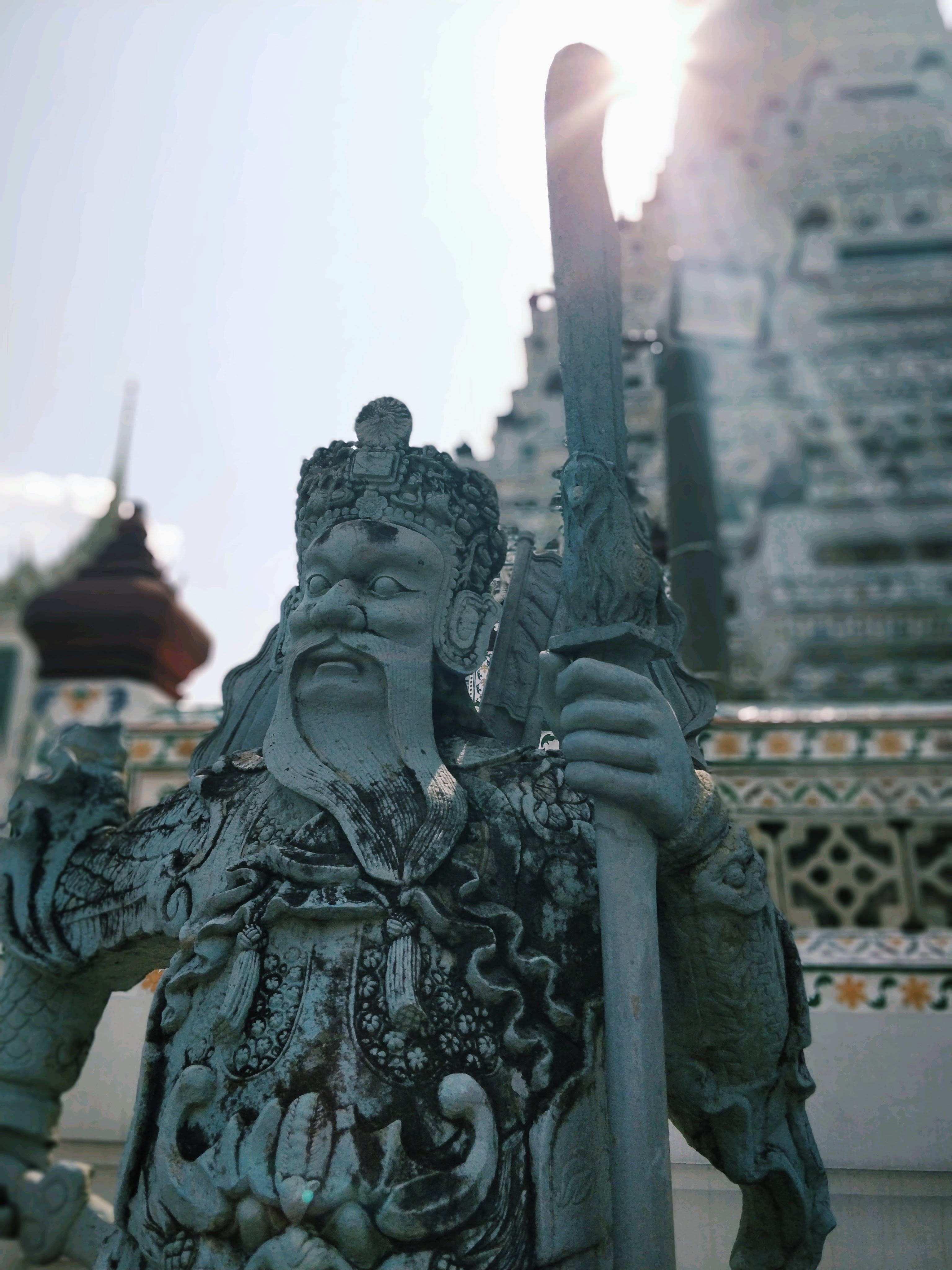 temple, belief, low angle view, building, bright, bokeh, glory, statue, art and craft, religion, the past, sculpture, human representation, warrior, built structure, Phone HD Wallpaper