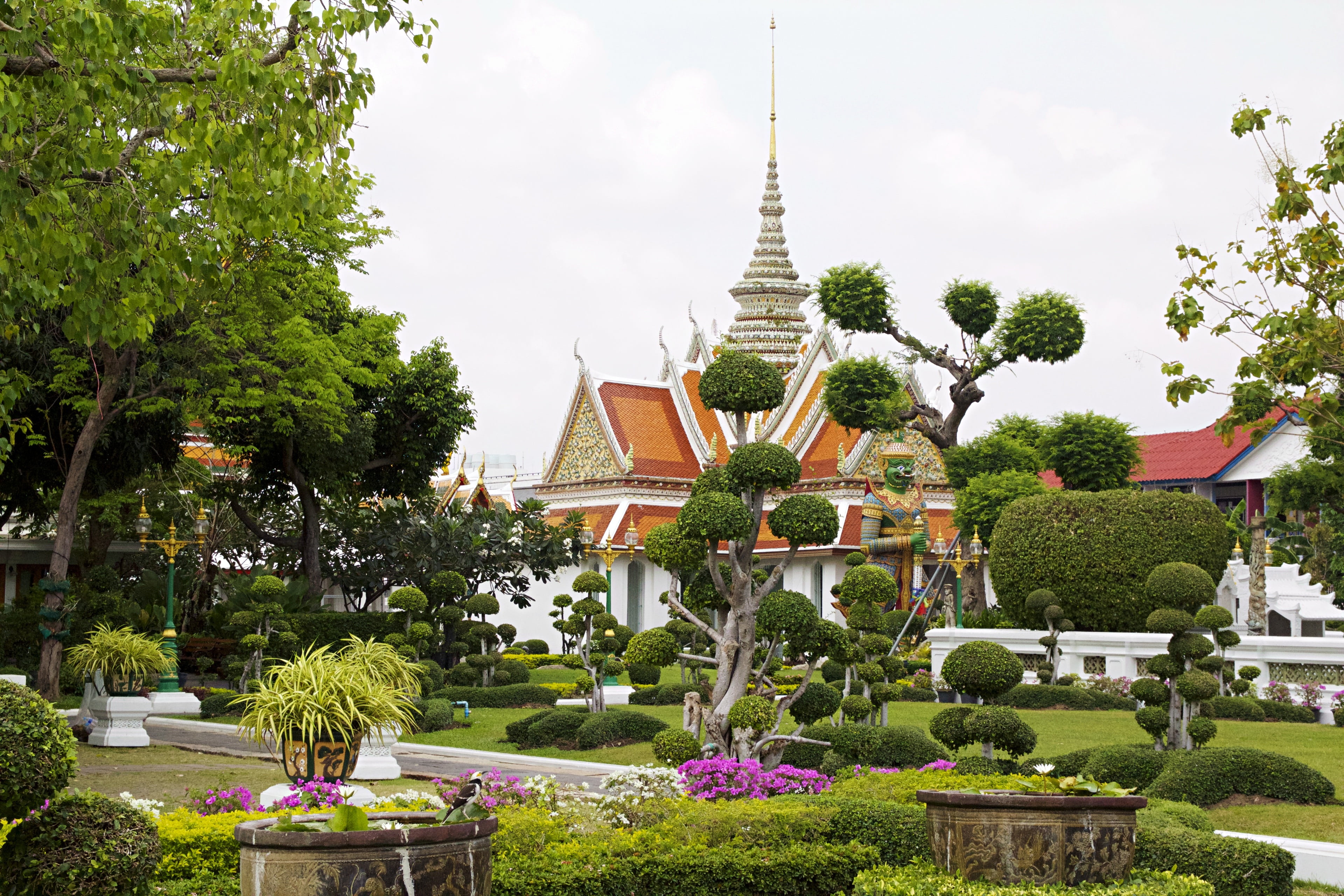asia, history, no people, flower, grass, building, outdoors, wat arun, gilded, temple, spiritual, flowerbed, ornamental garden, nature, bangkok, religion, HD Wallpaper