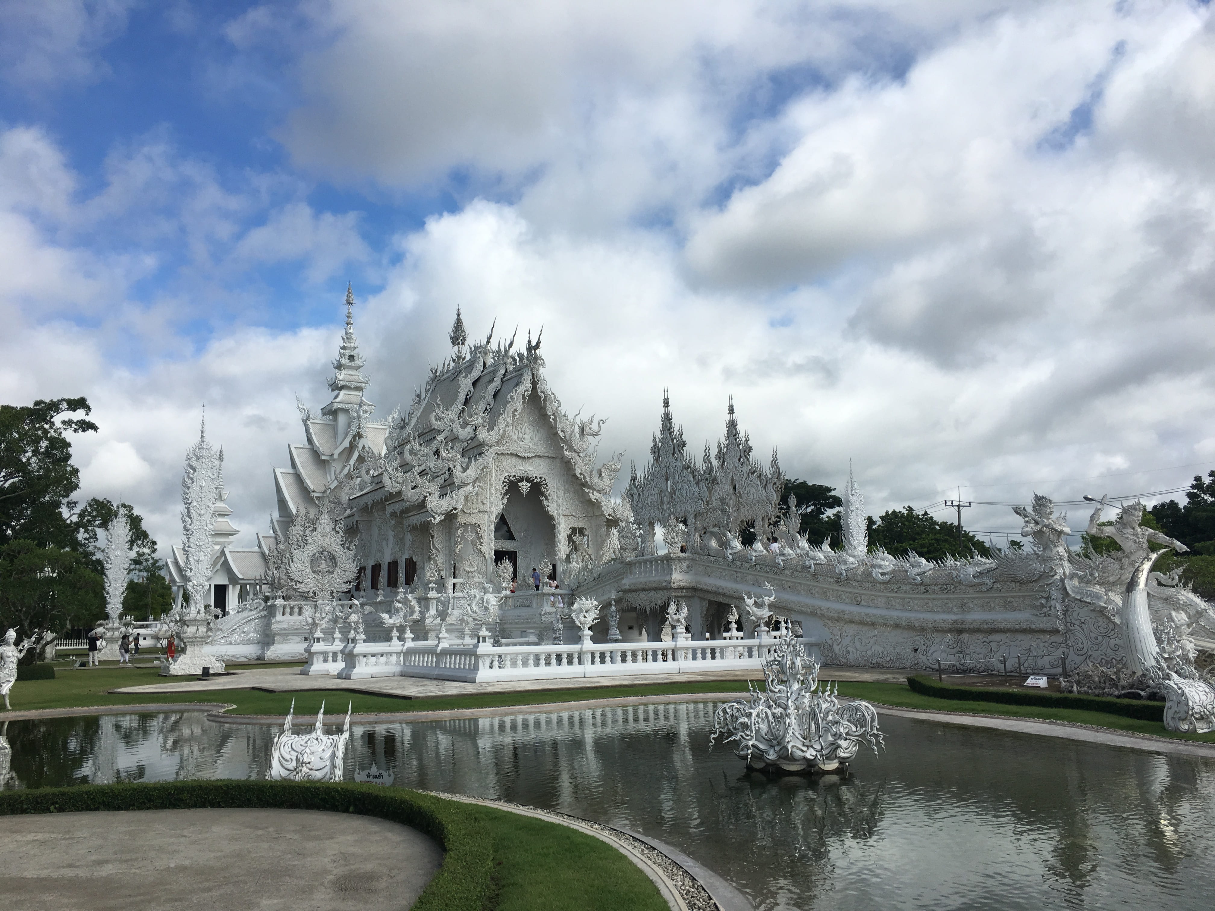 wat, building exterior, nature, architecture, spirituality, 4K, day, sky, wat rong khun, buddhist temple, water, lake, place of worship, building, cloud - sky, HD Wallpaper