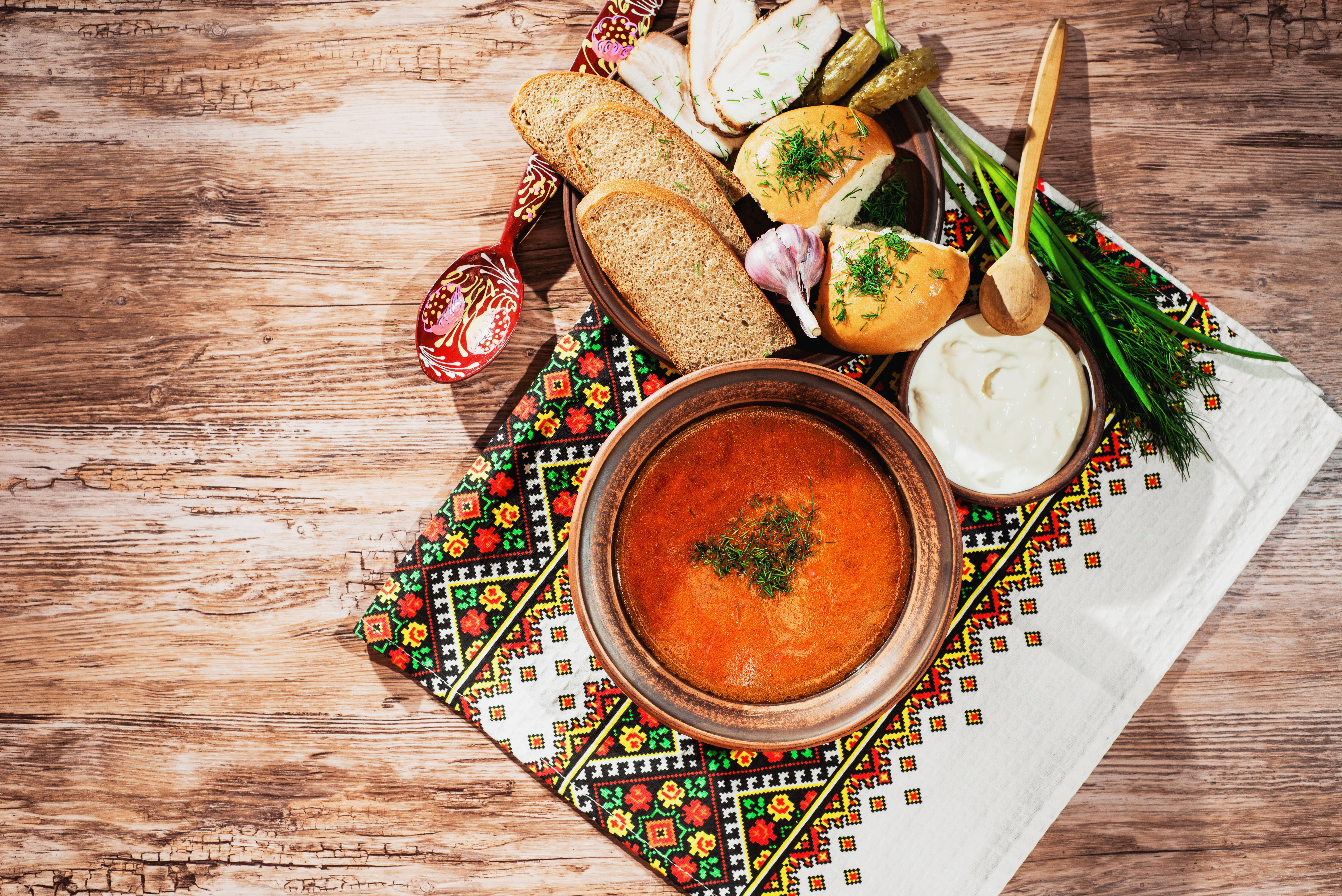 wellbeing, Garlic, Fat, high angle view, table, Plate, wooden, crockery, no people, still life, Bread, Spoon, multi colored, indoors, vegetable, spice, HD Wallpaper