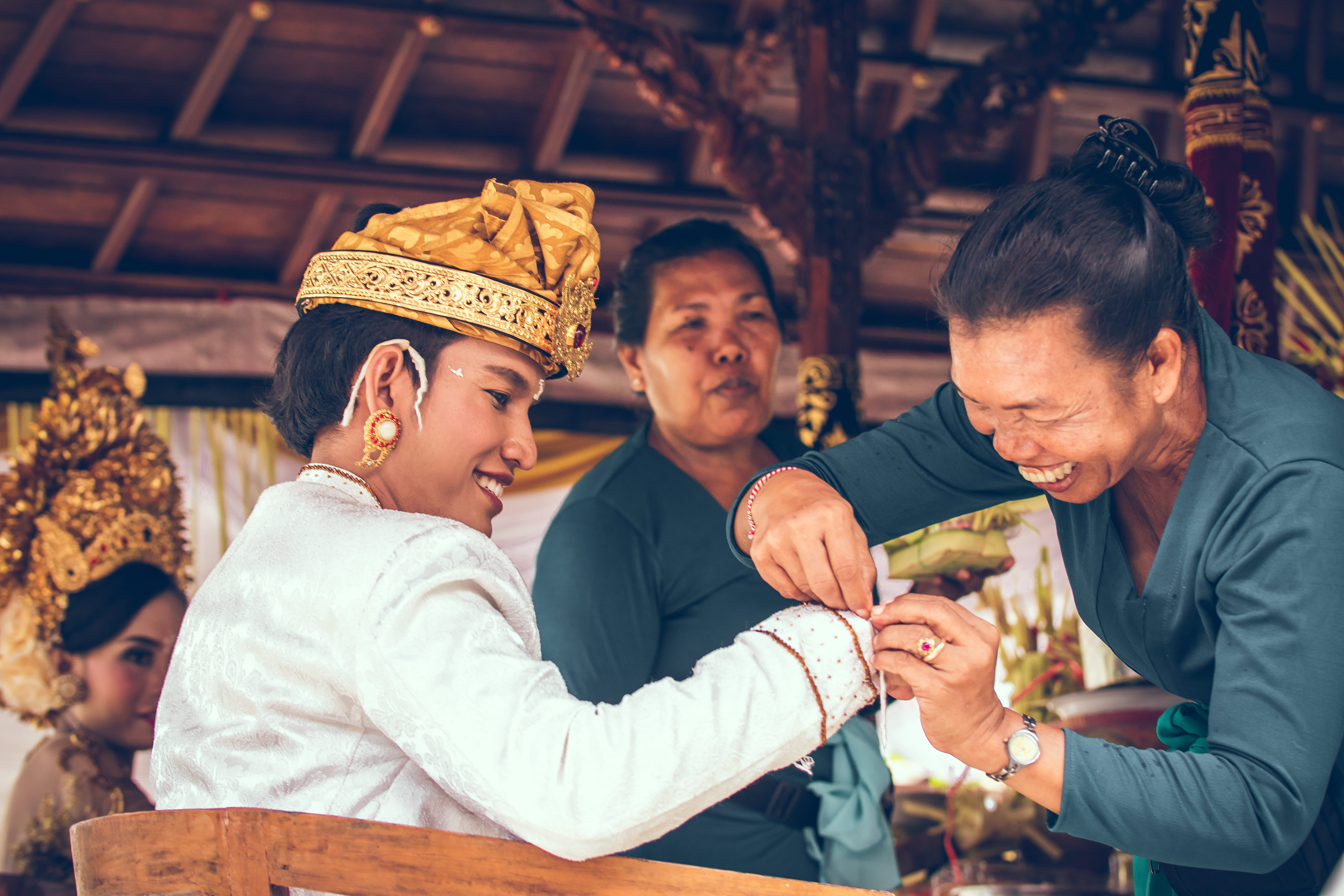 tying, bali, child, facial expression, culture, furniture, inside, s, 5K, decorations, group of people, couple, Asian, colors, wedding, grandfather, adult, HD Wallpaper