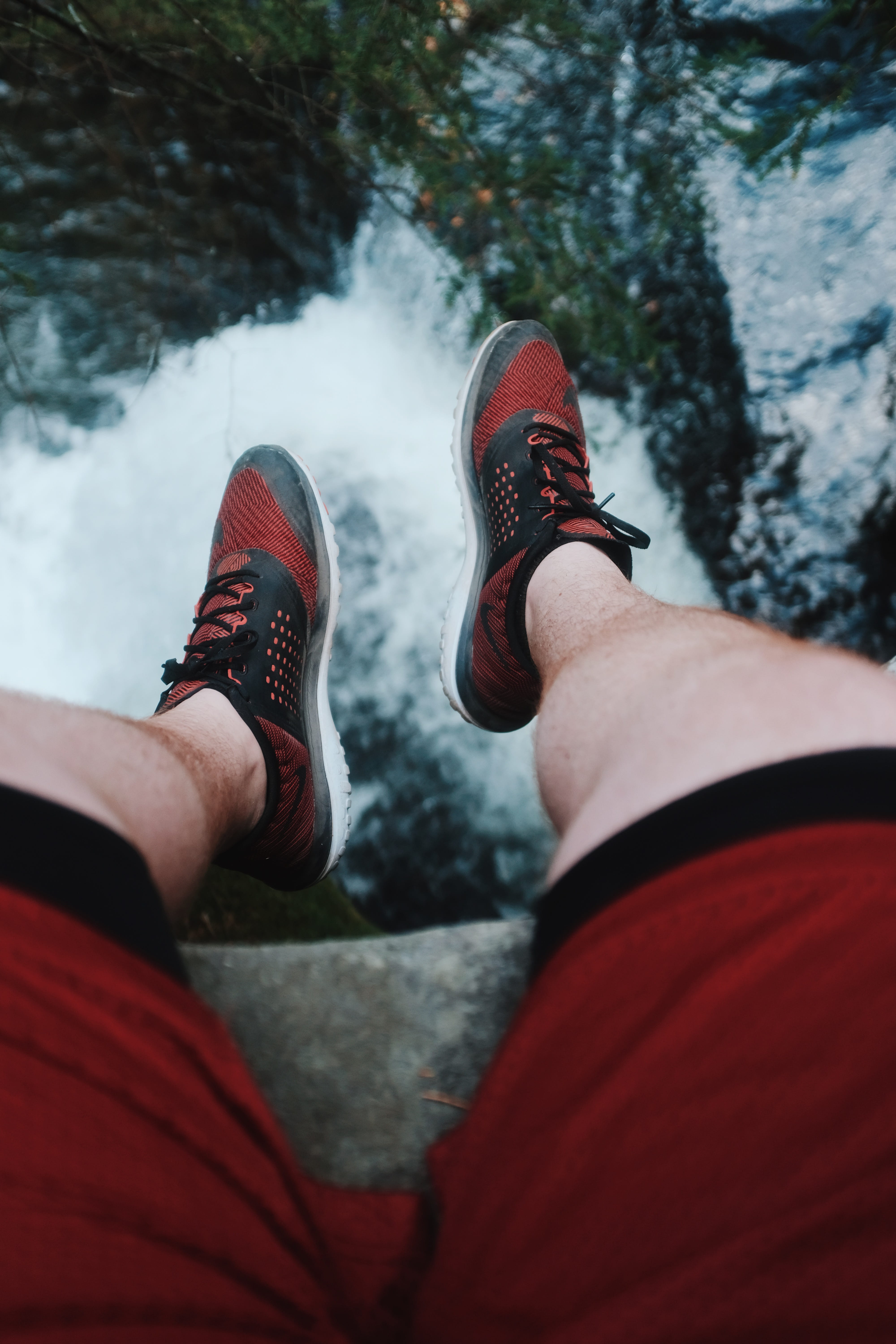 legs, leisure activities, boot, human limb, riding boot, hiking, shoe, leisure activity, shoes, nature, climbing, cliff, human leg, nike, outdoors, shorts, Phone HD Wallpaper