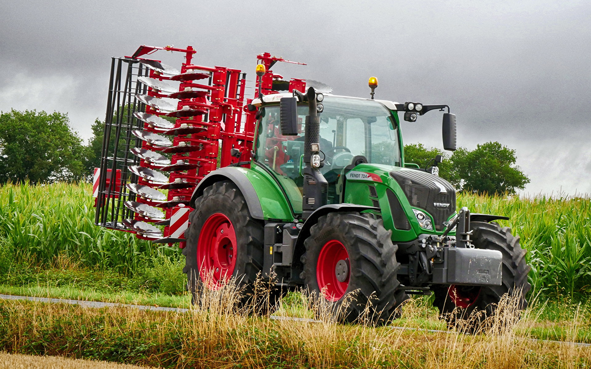 rural scene, landscape, wheel, vehiculo, crop, day, mode of transportation, agricultural machinery, agricultural equipment, nature, growth, tractor, farm, HD Wallpaper