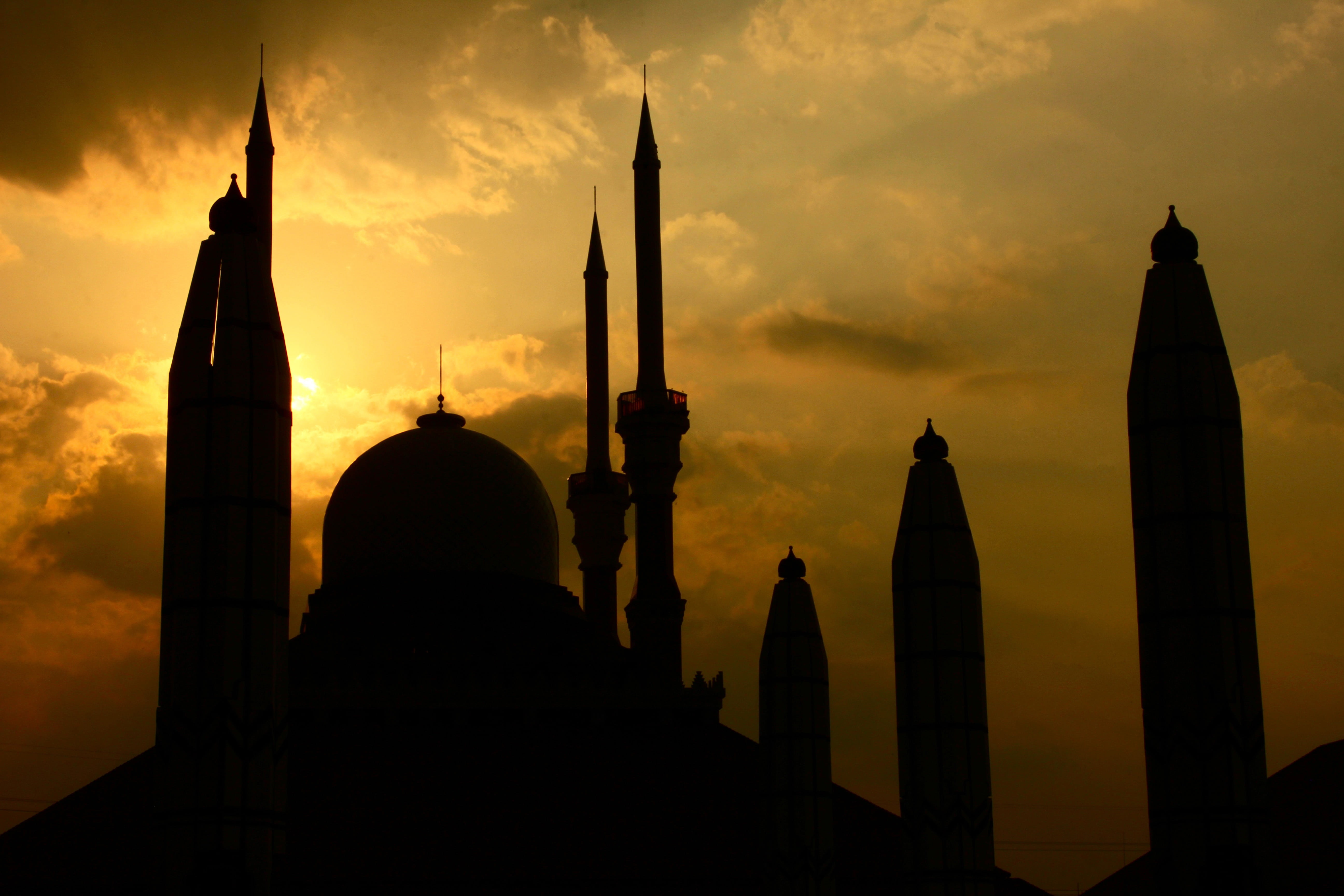 buildings, religion, building, place of worship, spire, sky, 5K, semarang, cloud - sky, indonesia, mahal, travel destinations, building exterior, turkey - Middle East, HD Wallpaper
