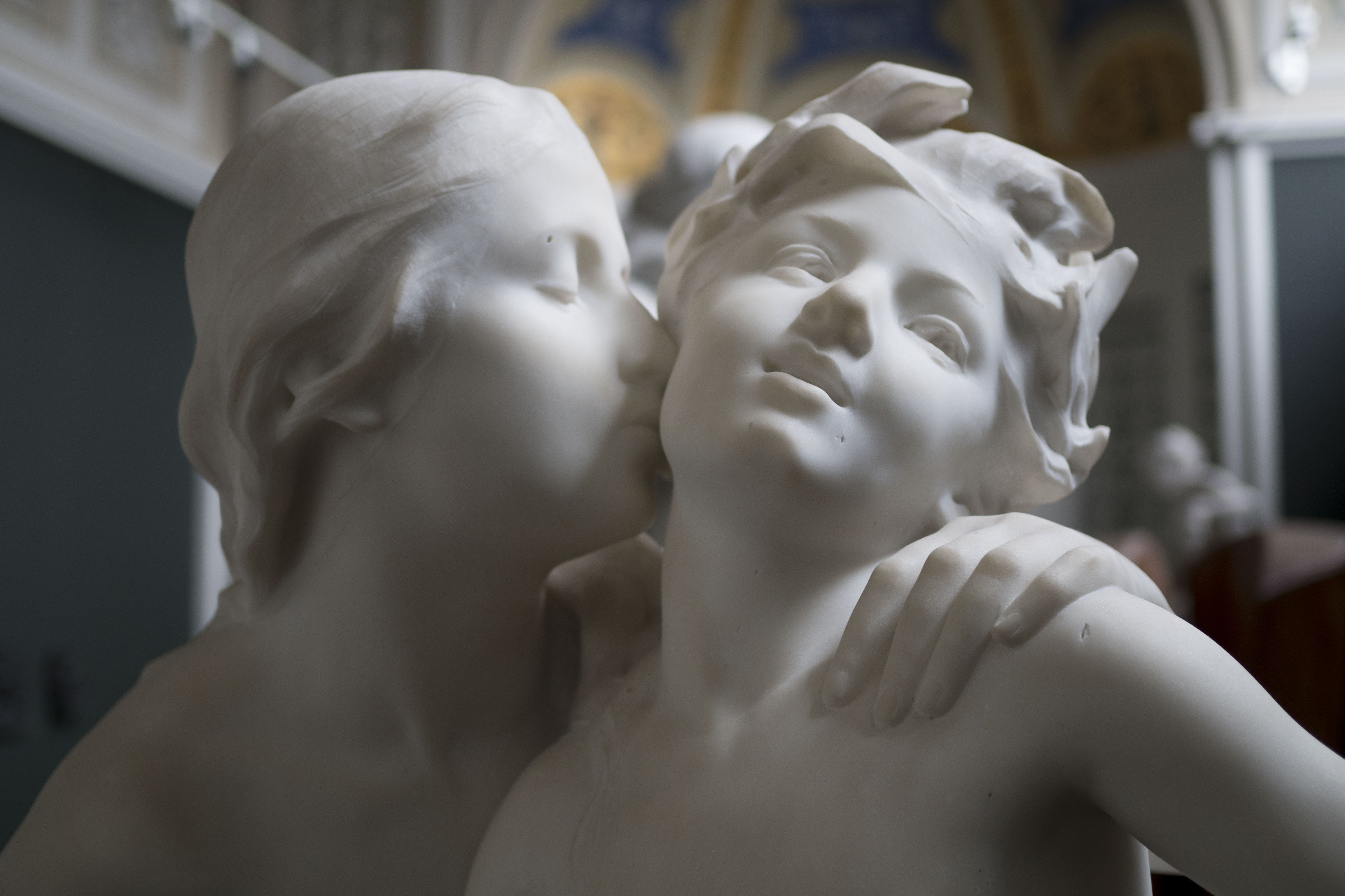 ancient, mannequin, parent, stone, cute, female likeness, emotion, 4K, marble, human representation, inside, positive emotion, indoors, kissing, art and craft, HD Wallpaper