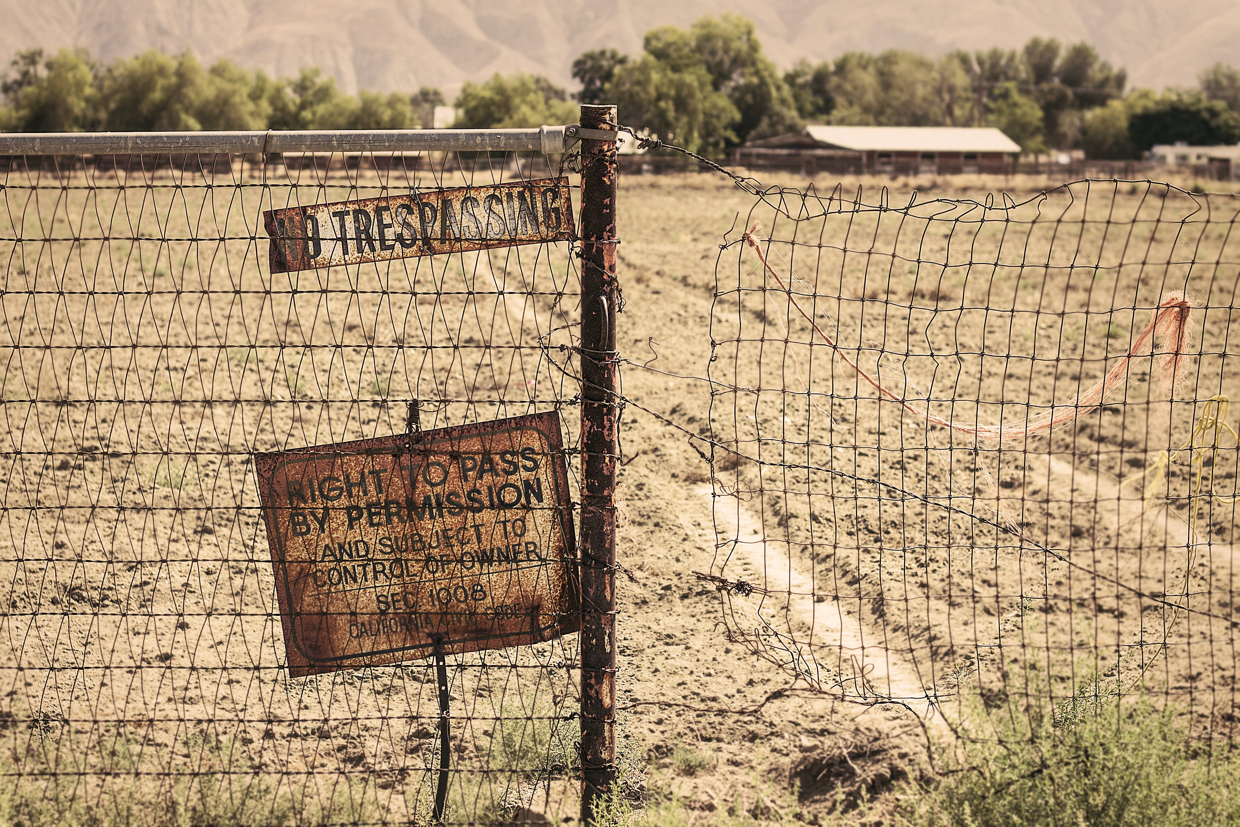 safety, plant, protection, 4K, focus on foreground, farm, security, landscape, field, land, rural Scene, no People, barrier, old, Sign, Rust, No Trespassing, HD Wallpaper