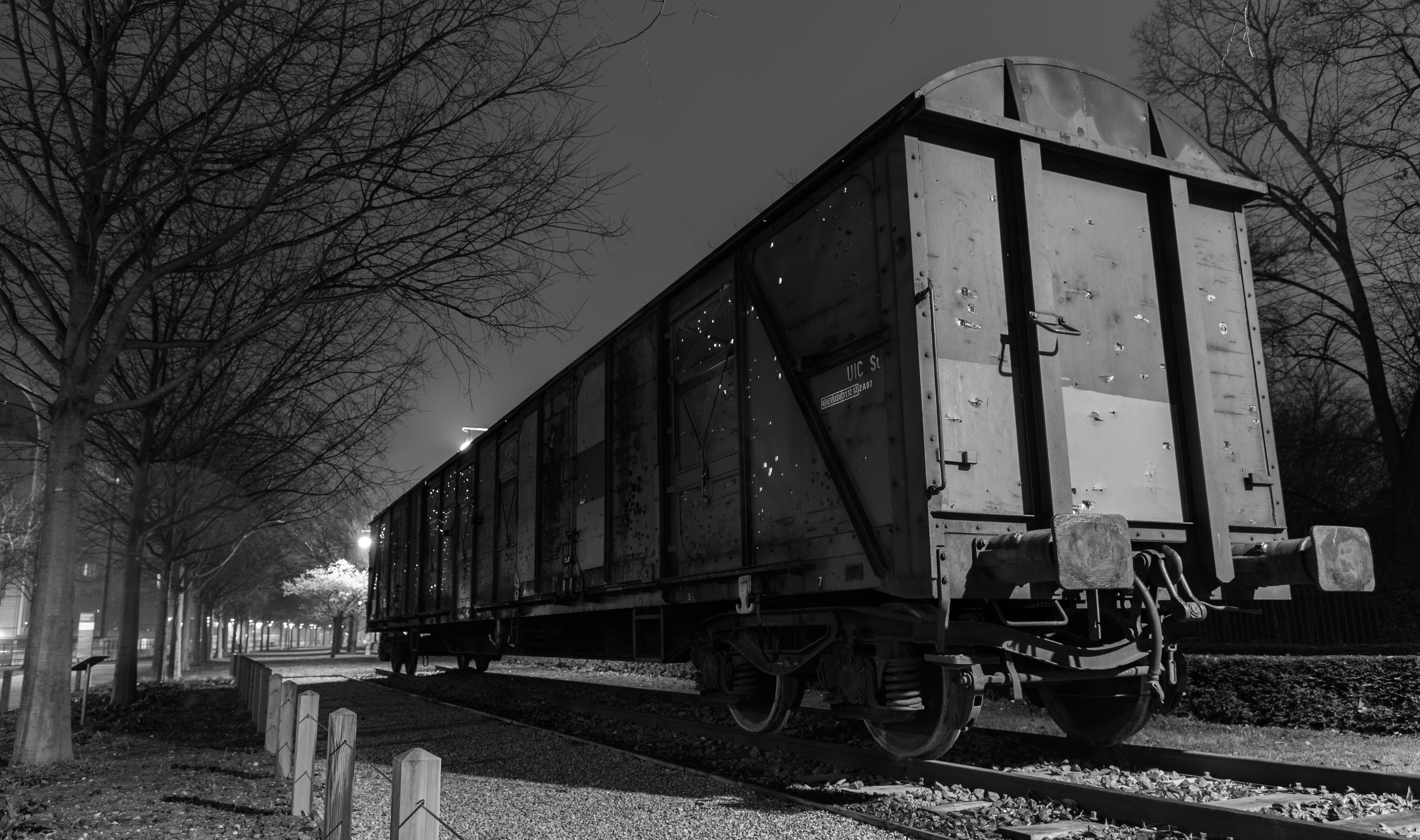 land vehicle, outdoors, public transportation, no people, train de marchandises, rail transportation, clear sky, freight train, mode of transportation, HD Wallpaper