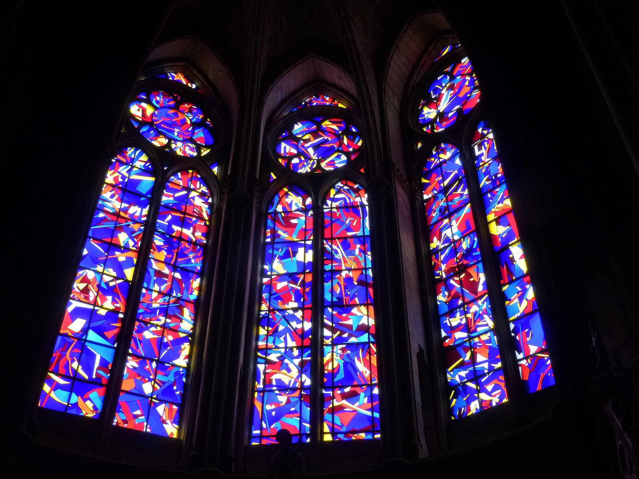 low angle view, window, belief, religion, architecture, stained glass, ornate, indoors, 1080P, building, dark, glass, built structure, place of worship, HD Wallpaper